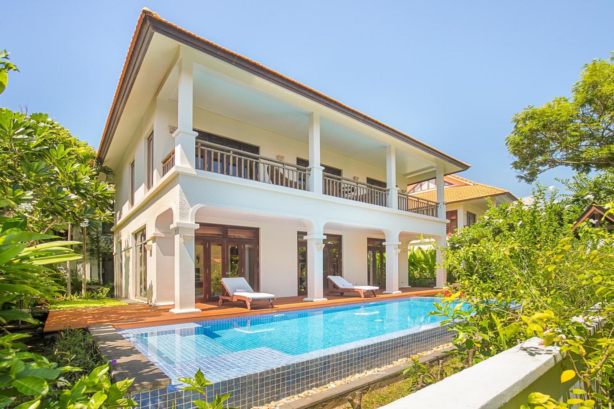 Purama Beachfront & Villa