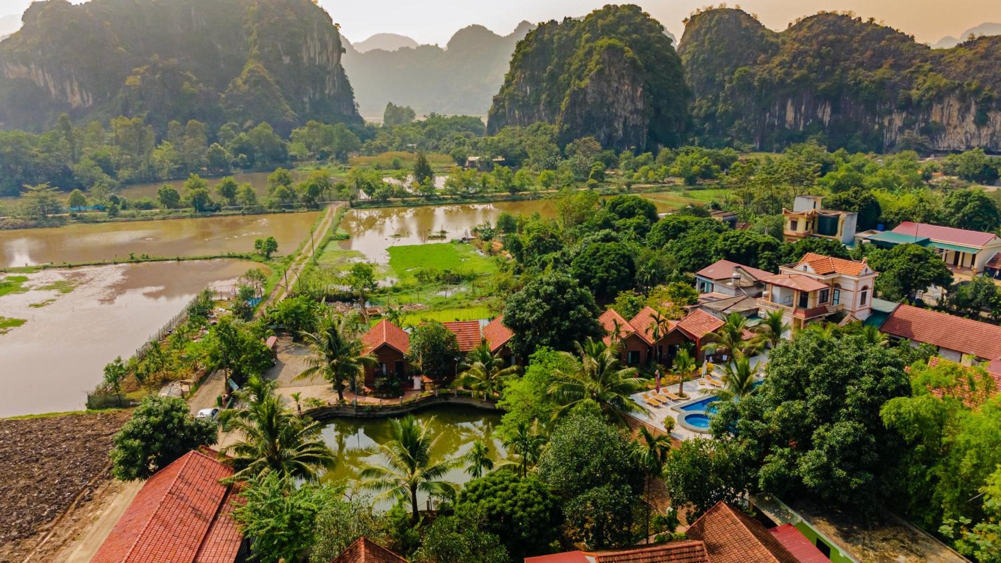 Tam Coc Garden Ninh Binh