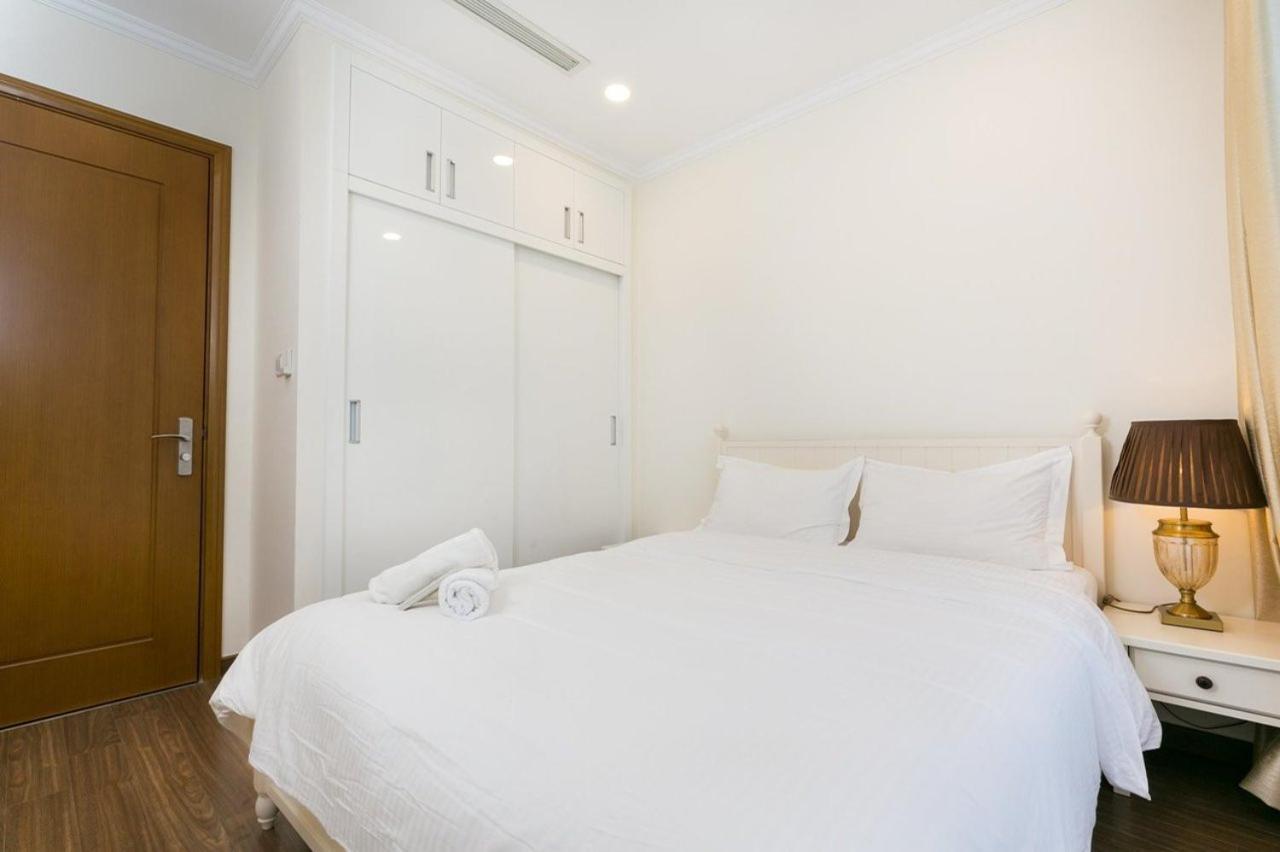 Vera Saigon - Vinhomes Central Park Apartment *