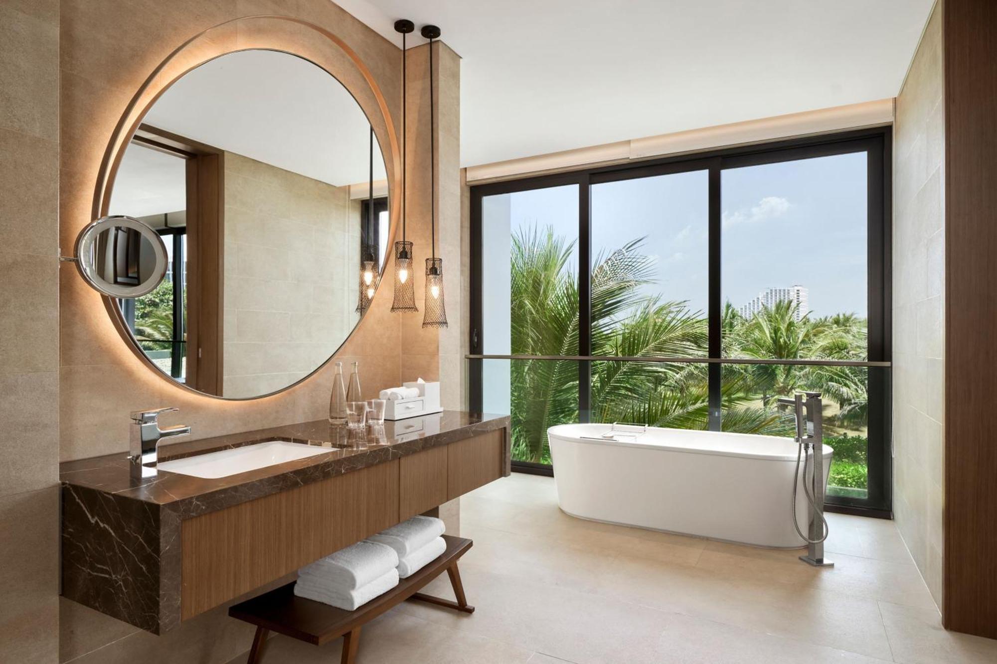 Hotel The Westin & Cam Ranh