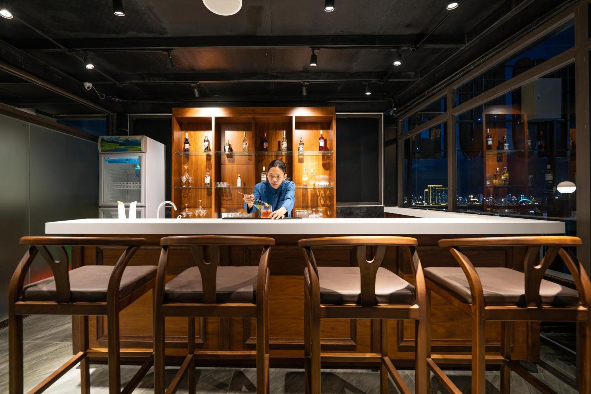 The Sail - My Khe Hotel 4*