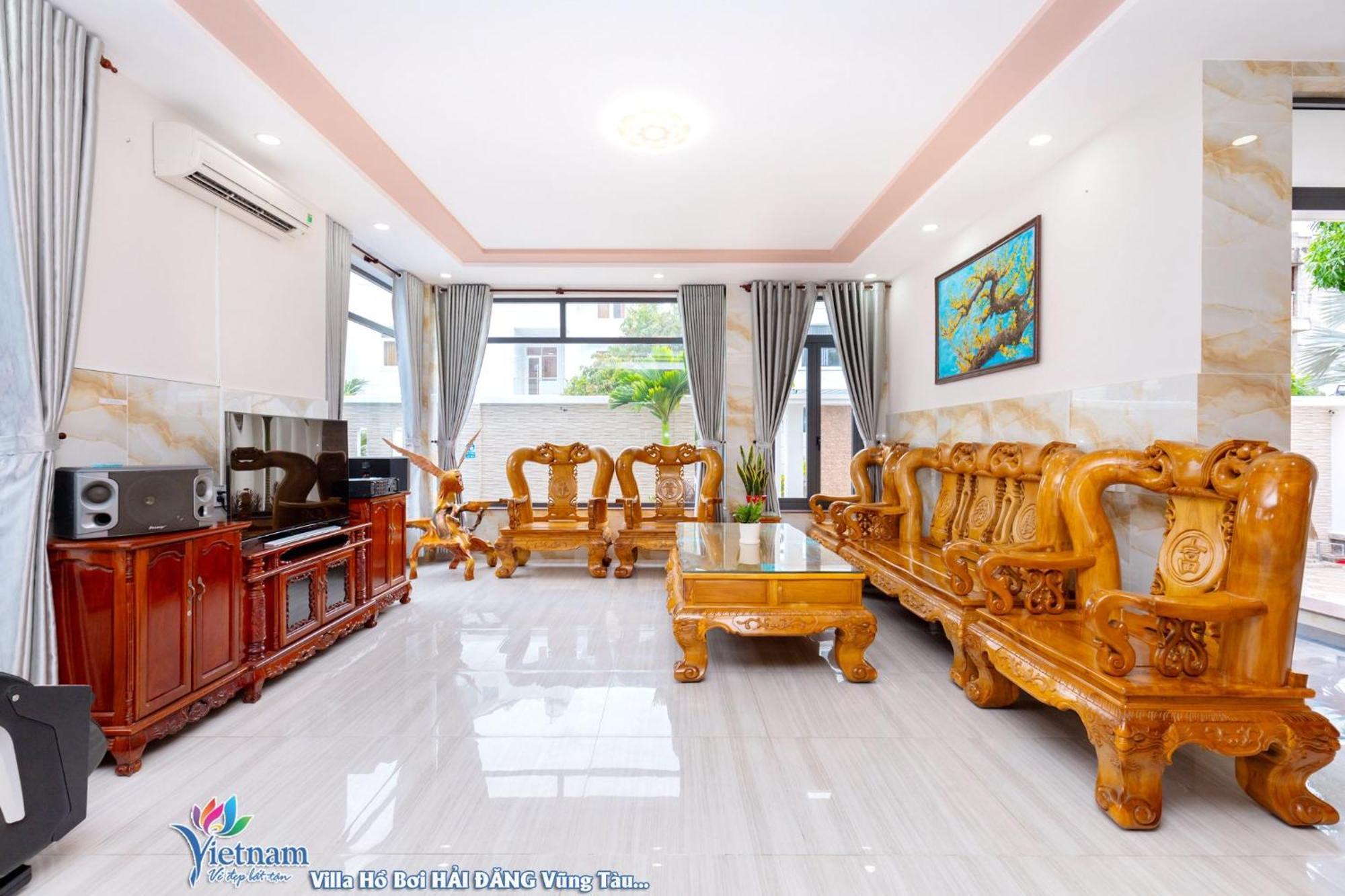 Duc Hoang Bida Va Phong Karaoke Rieng Thoai Mai Villa
