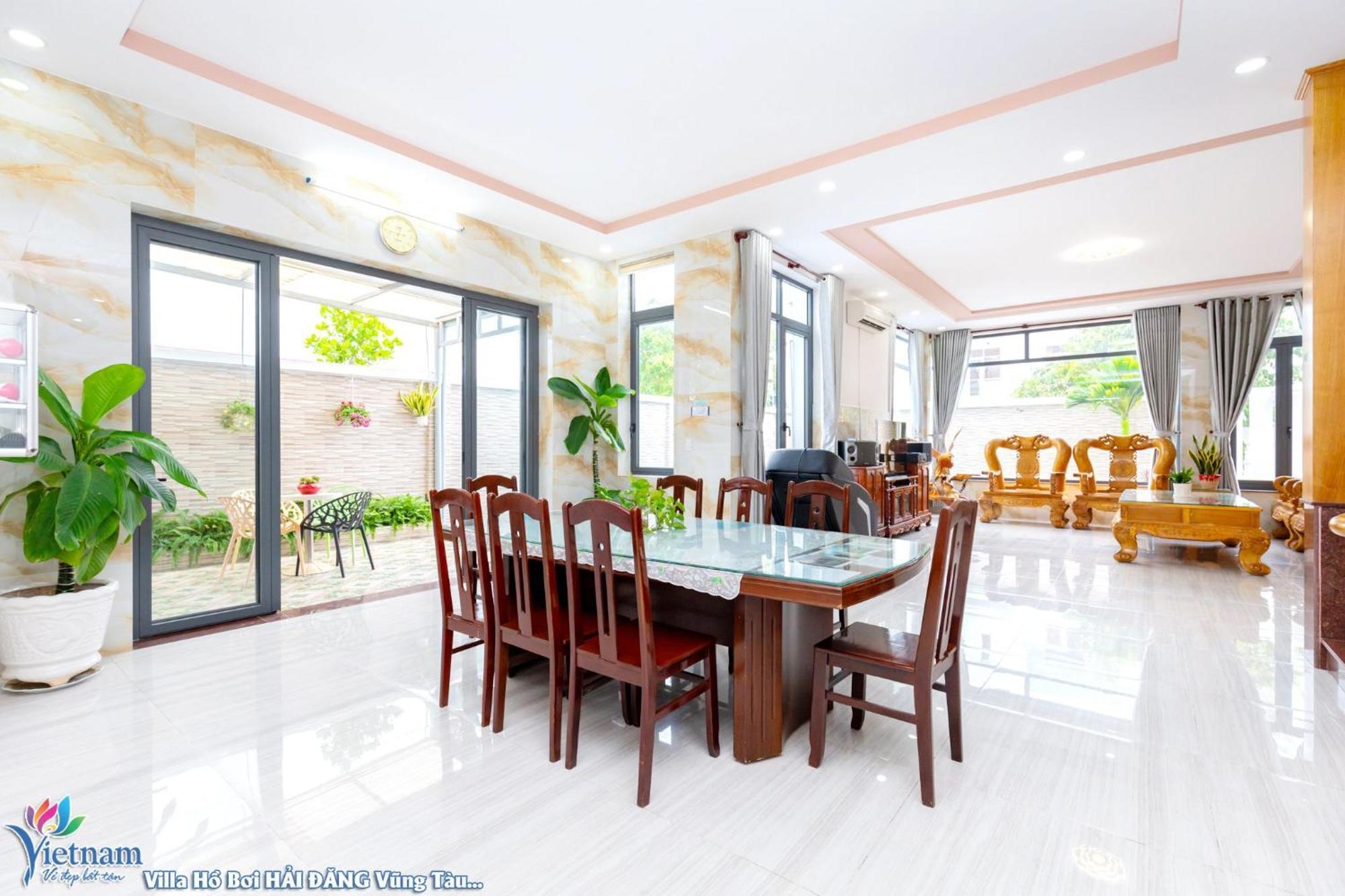 Duc Hoang Bida Va Phong Karaoke Rieng Thoai Mai Vung Tau