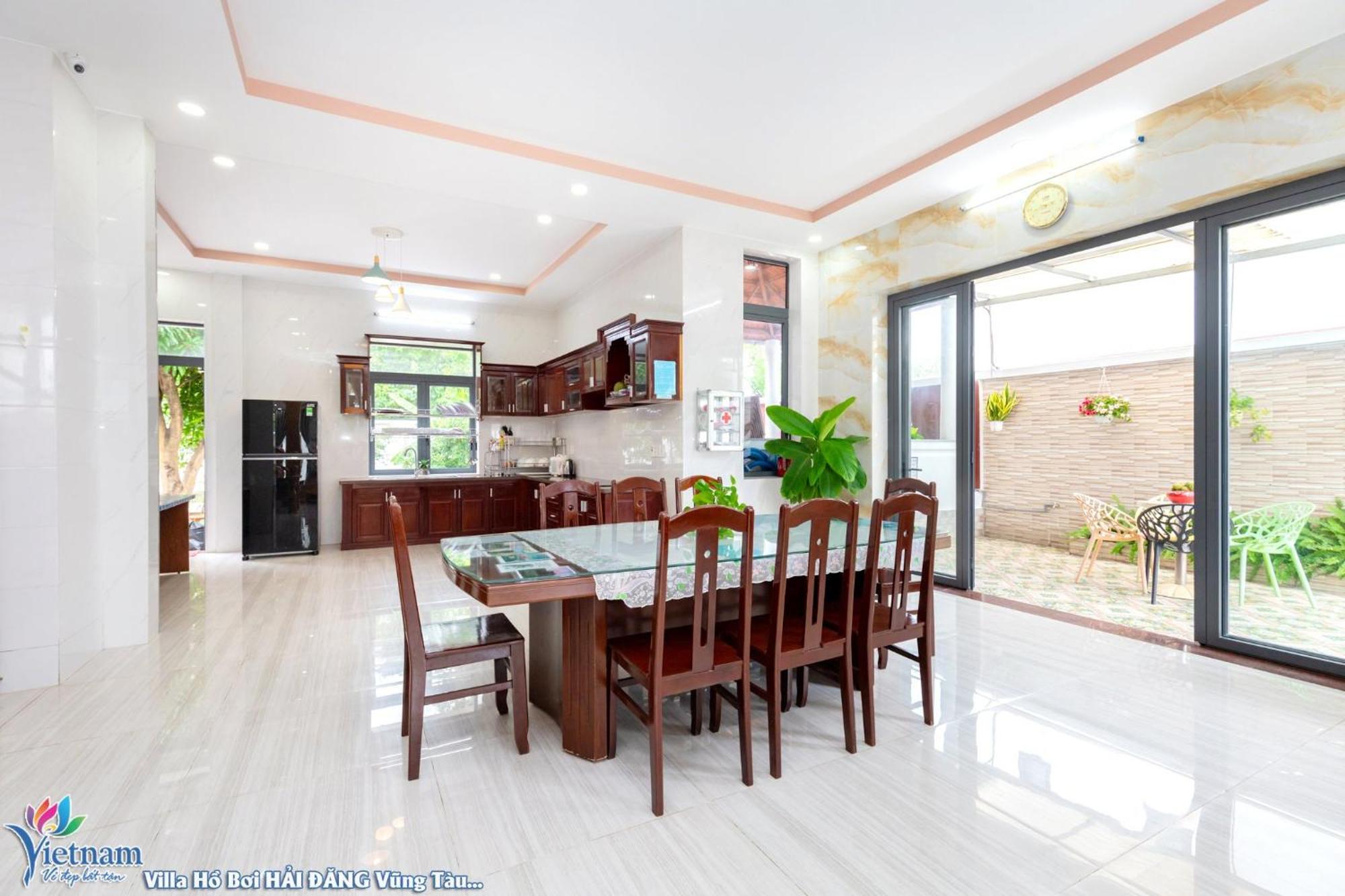 Duc Hoang Bida Va Phong Karaoke Rieng Thoai Mai Villa