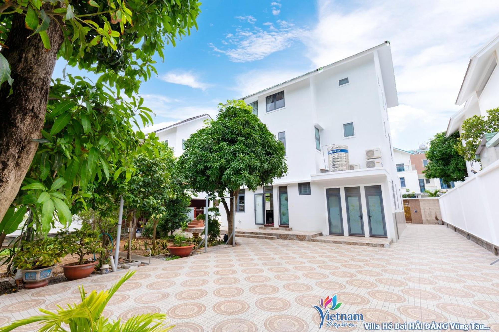 Villa Duc Hoang Bida Va Phong Karaoke Rieng Thoai Mai
