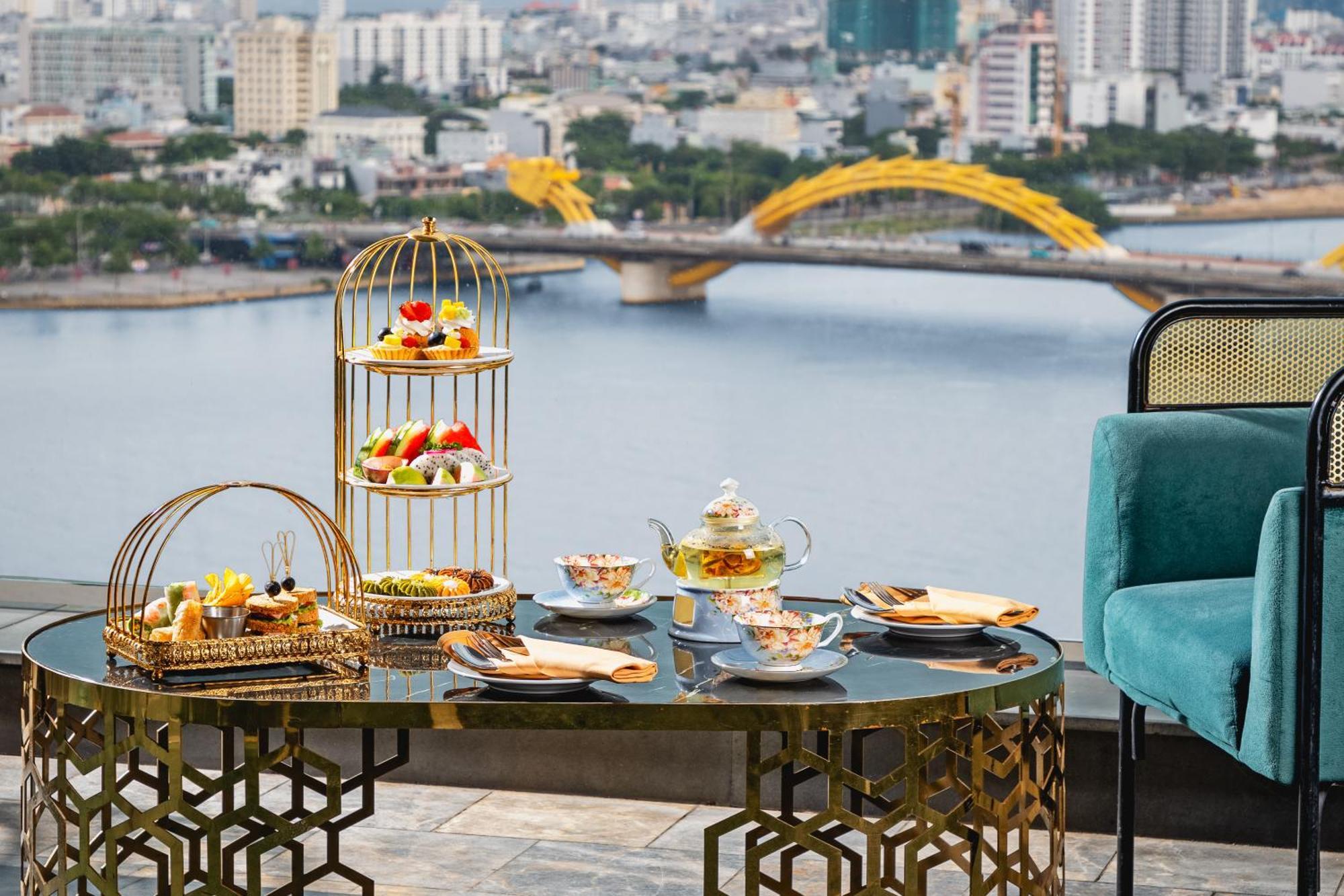 Haian Riverfront 4*