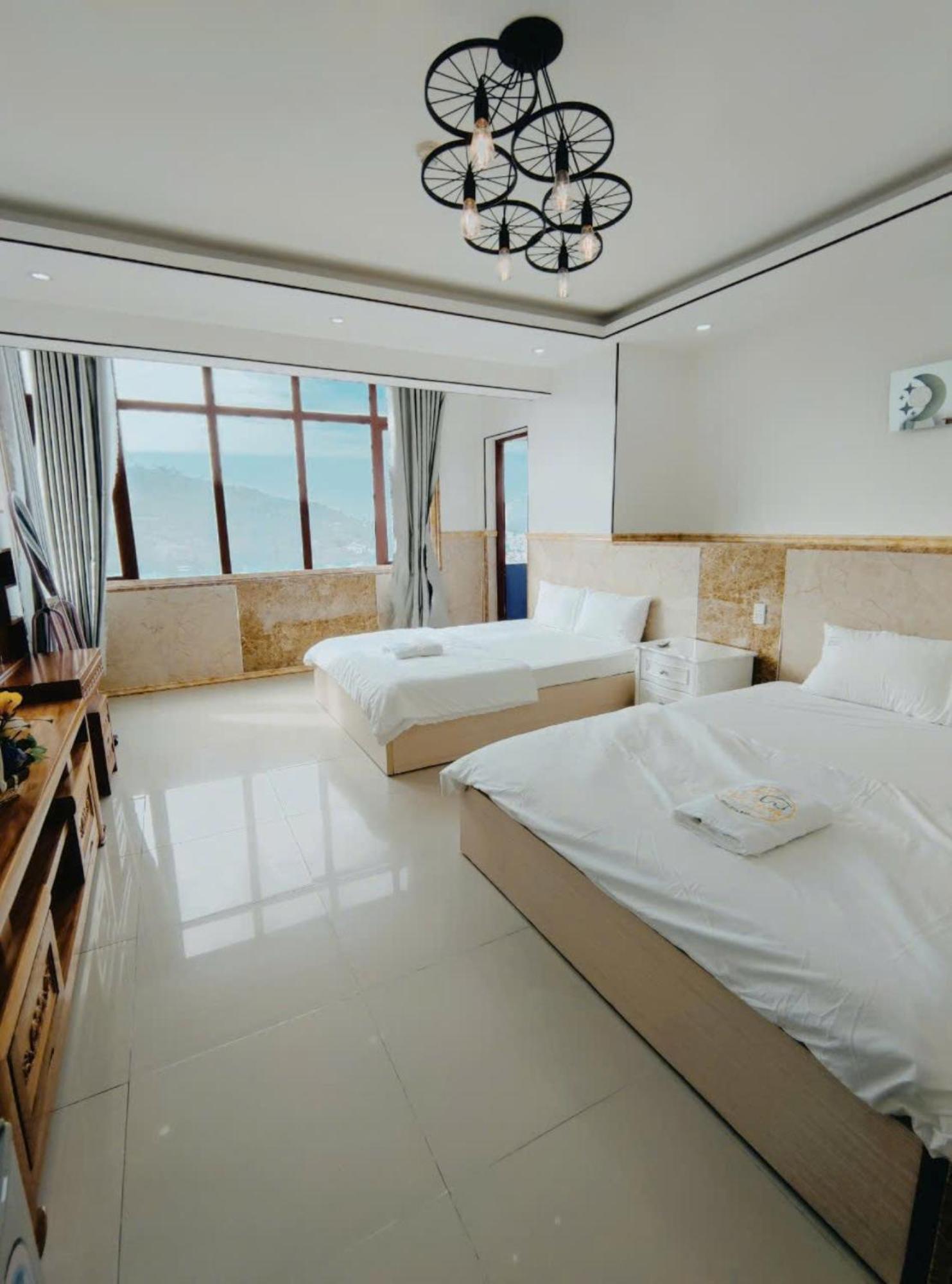Anna Luxury Apartment