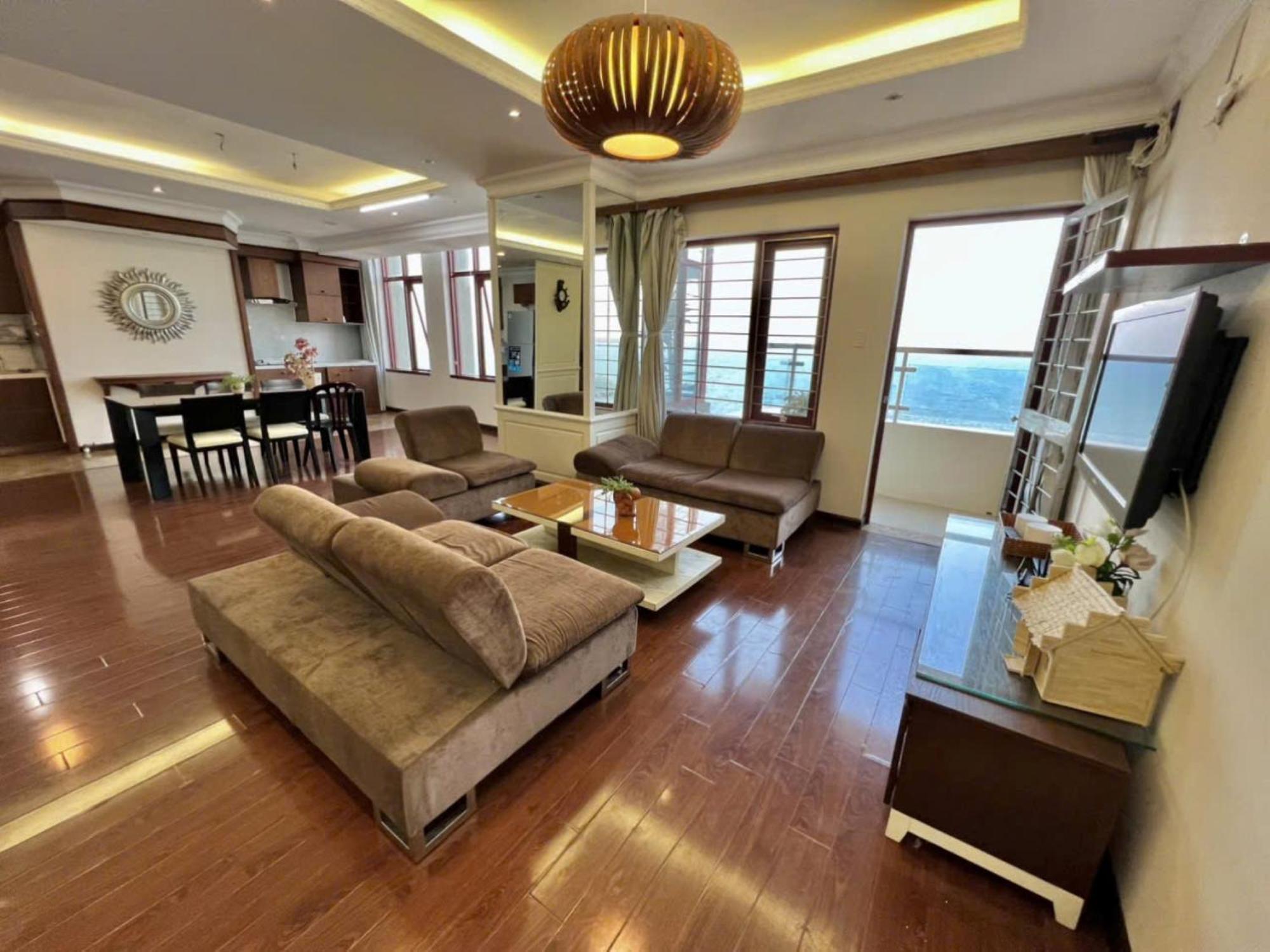 Anna Luxury Apartment