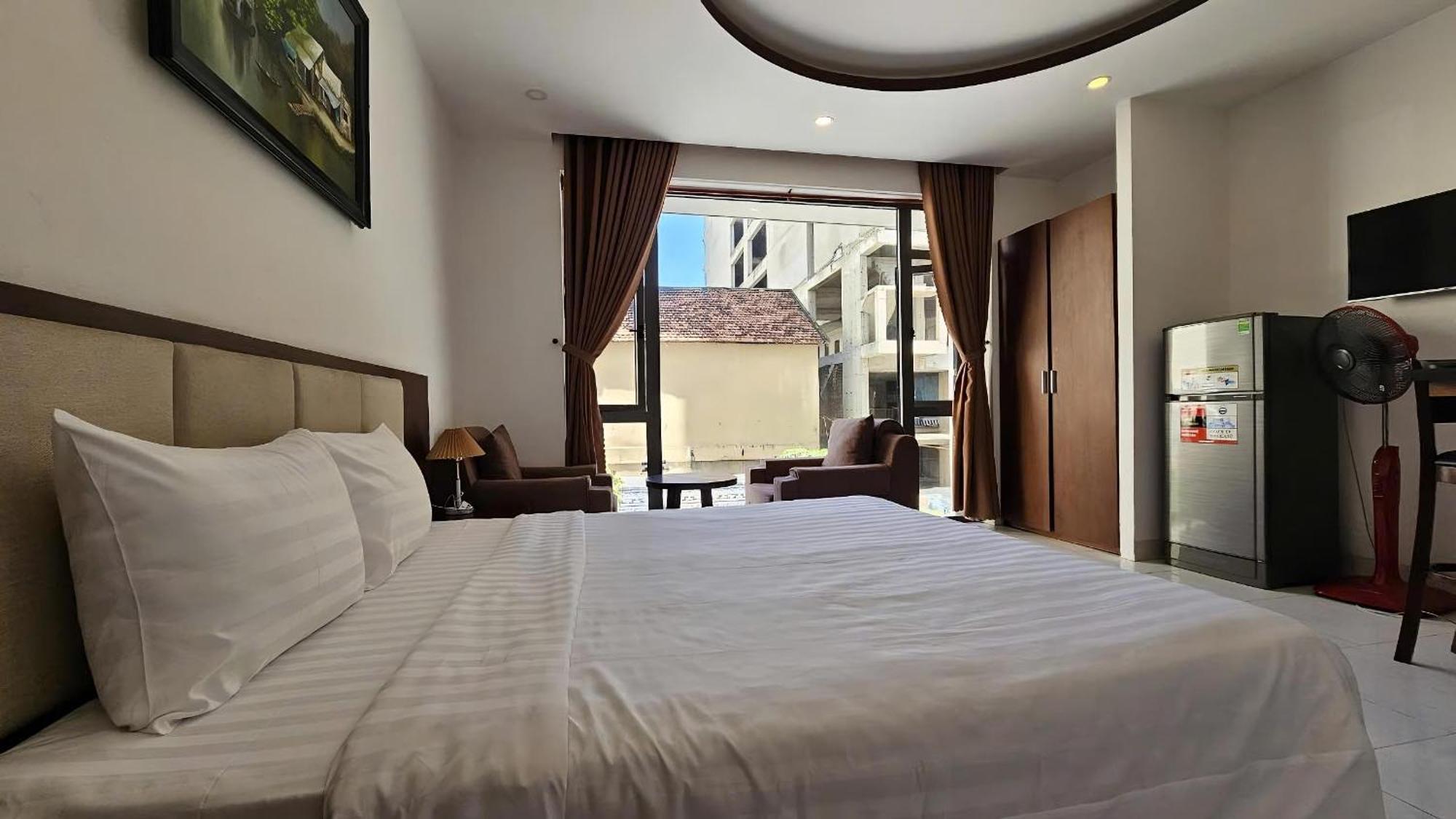 Hotel New Era & Da Nang