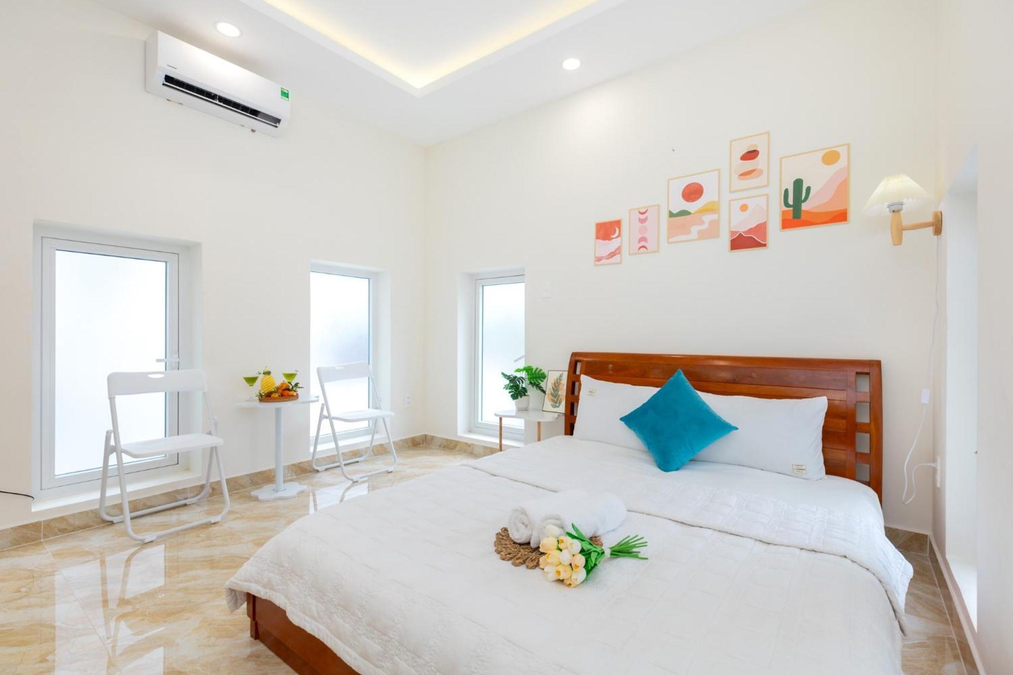 Villa Biet Thu Ho Boi Hoang Duc Hoang Le Kha