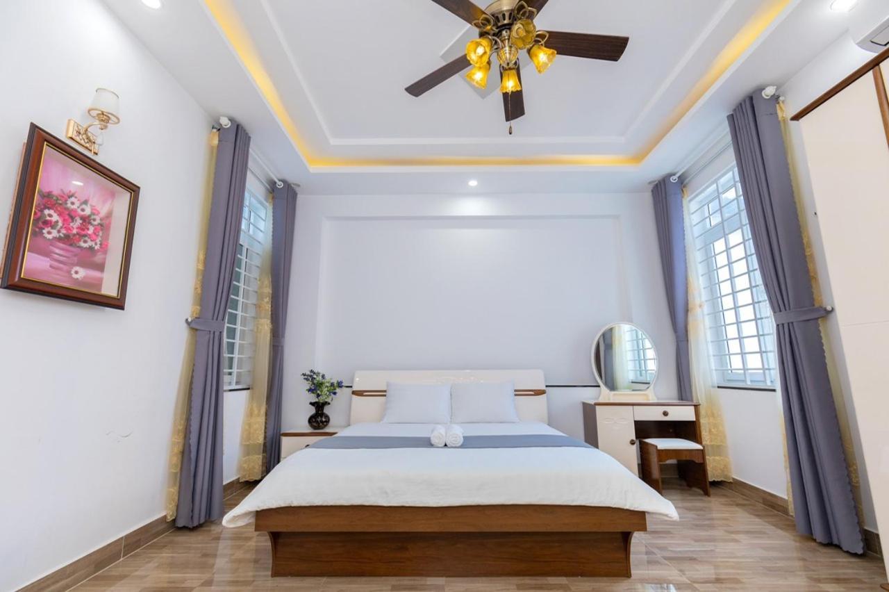 Biet Thu Hoang Duc Nghi Duong Check In Hoa Giay Bai Sau Biệt thự *