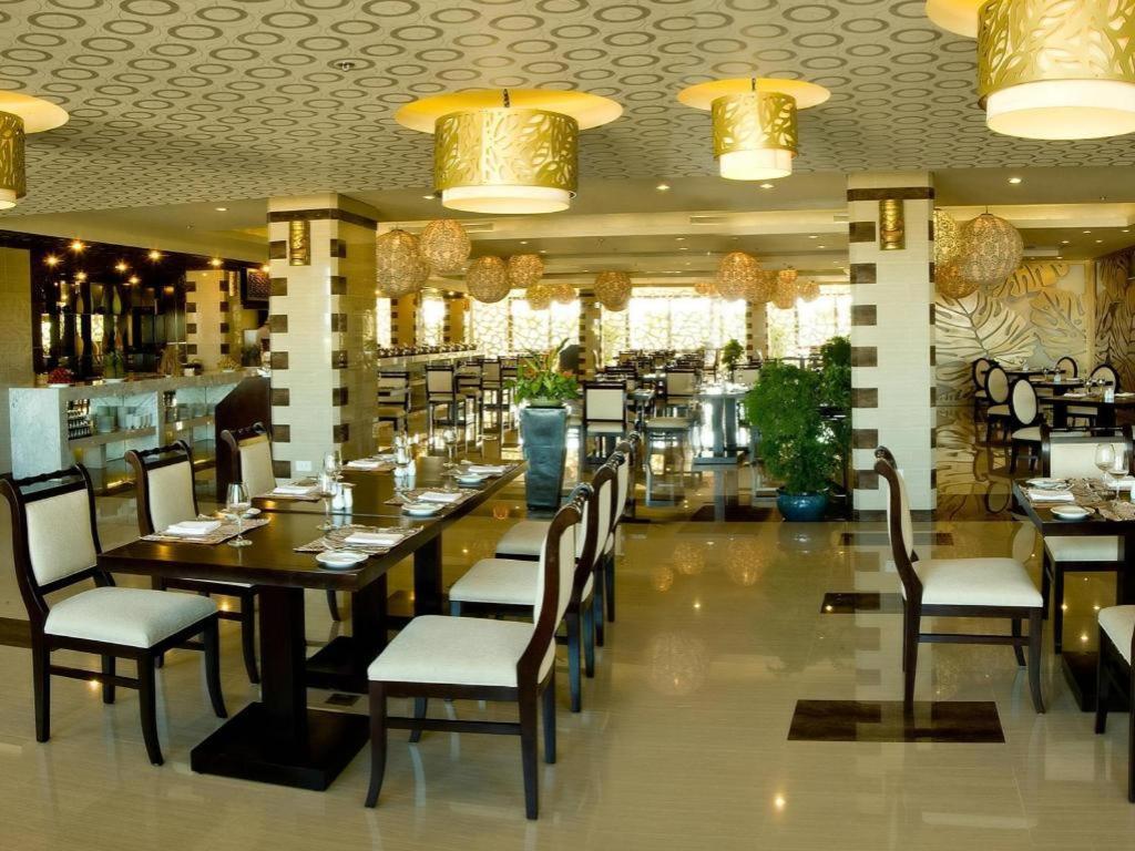 Olalani & Condotel Resort Da Nang