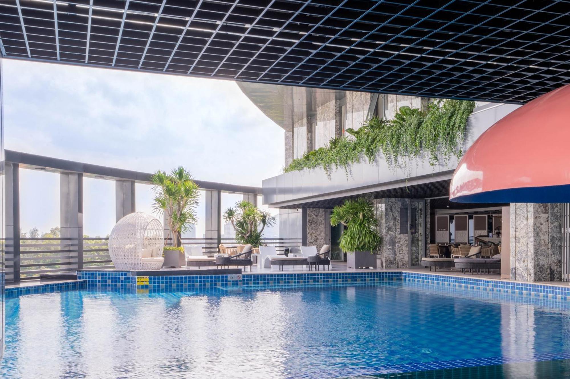 Malibu Khách sạn 5*