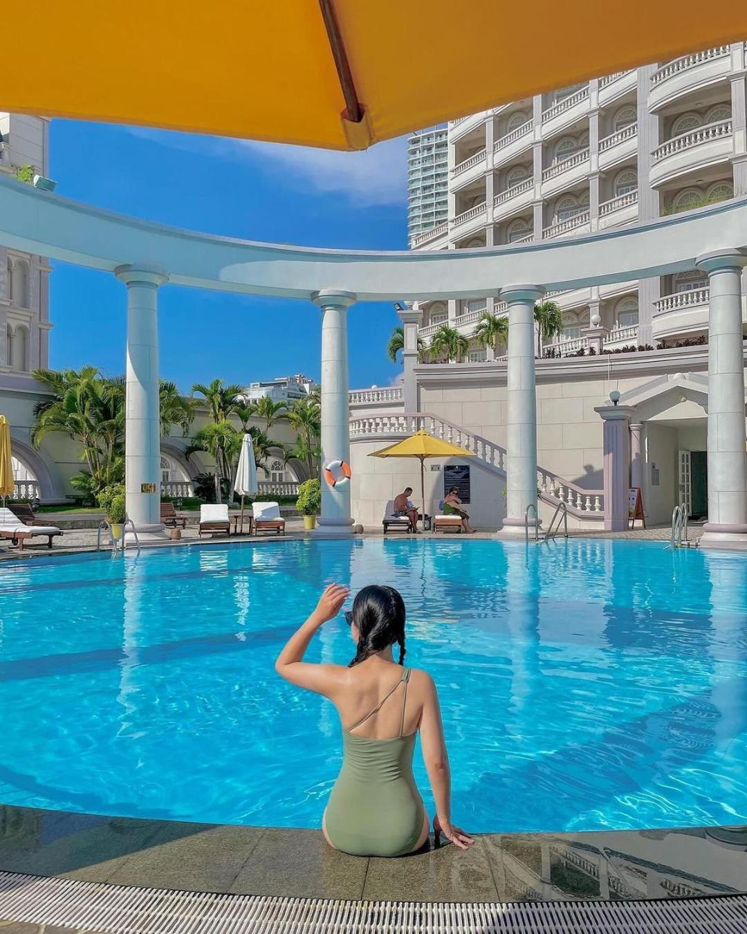 Sunrise & Hotel 5*