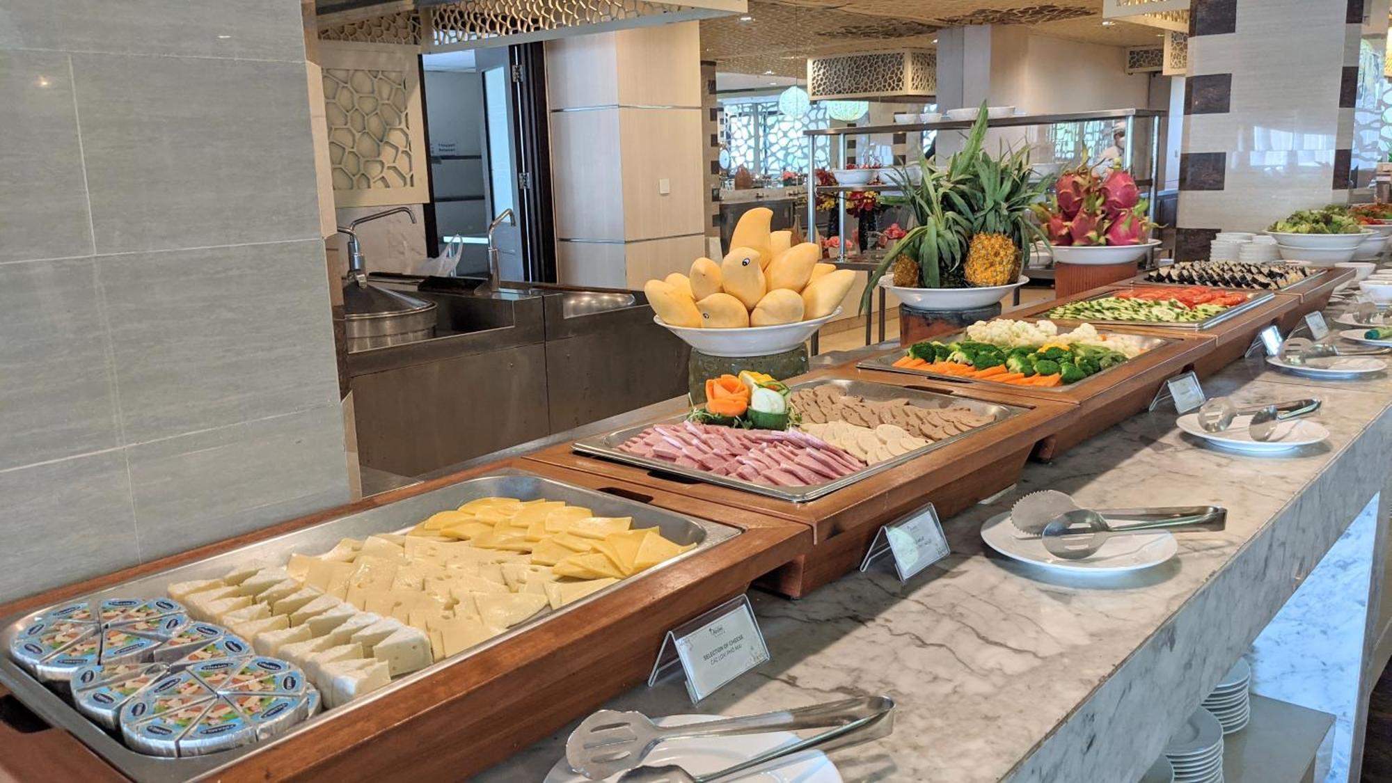 Olalani & Condotel Resort Da Nang