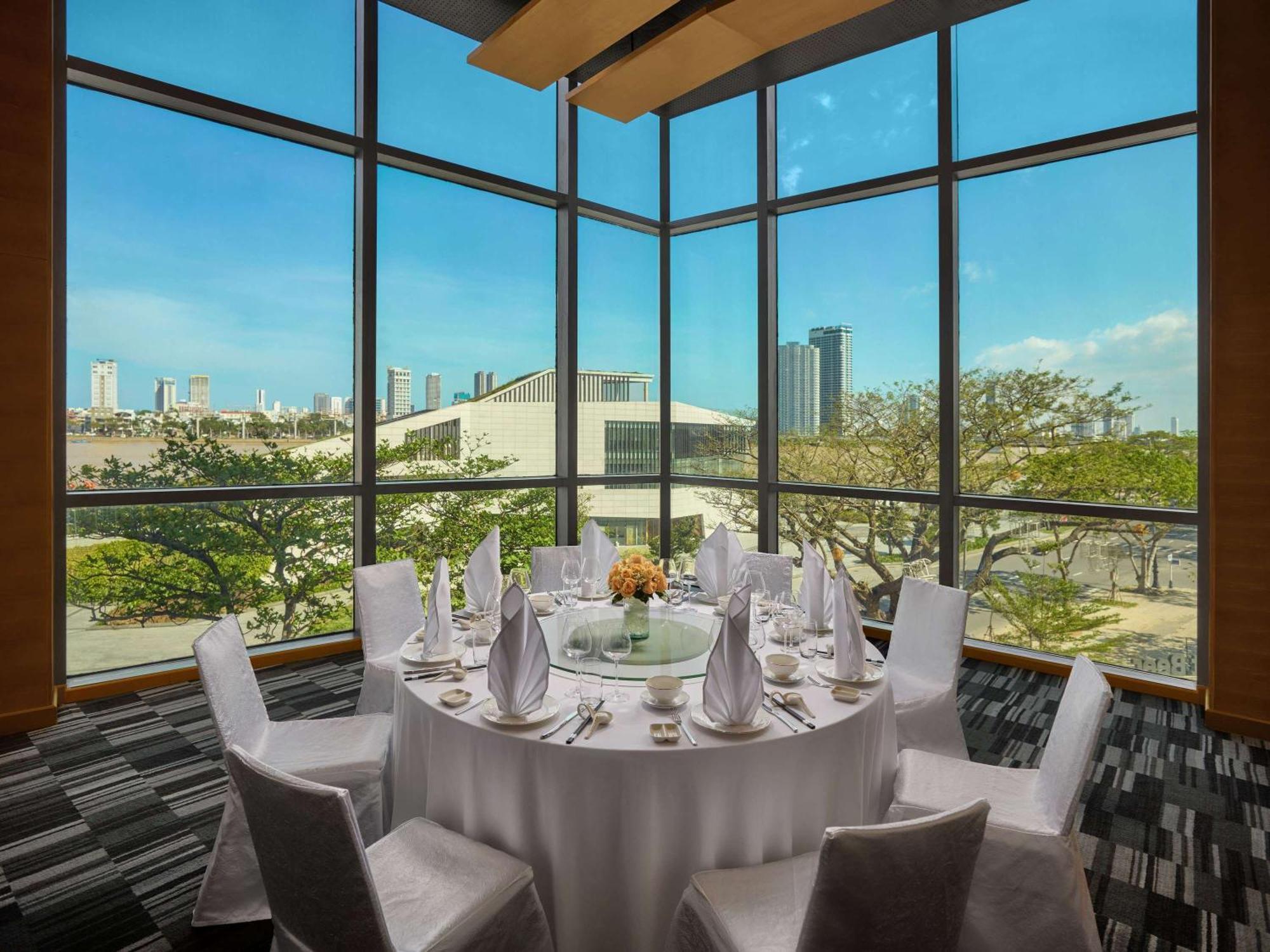 Novotel Premier River Đà Nẵng
