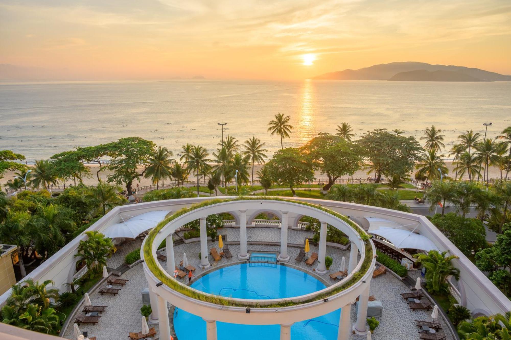 Hotel Sunrise & 5*