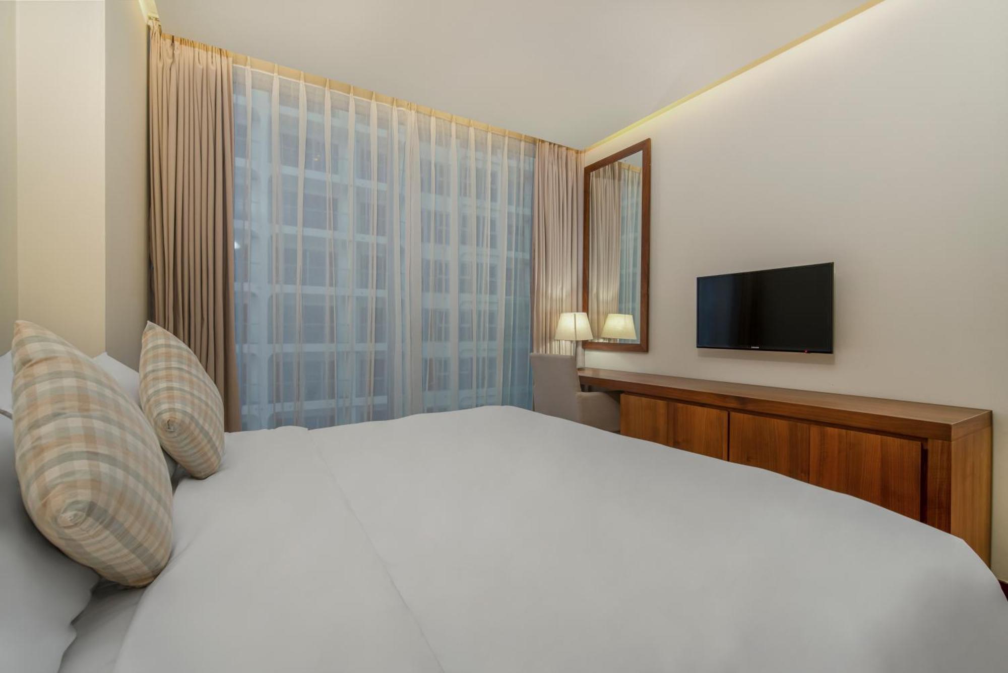 2 Bed By Ala Carte Da Nang-my Khe Beach,balcony Sea View,rooftop Pool, Pickup Airport Đà Nẵng
