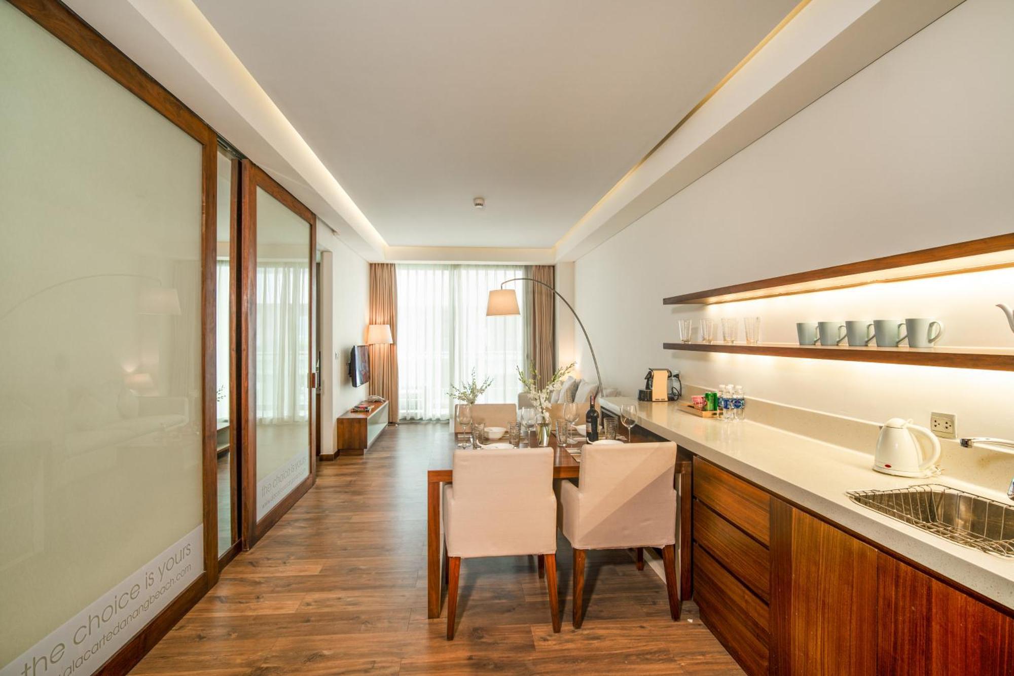 2 Bed By Ala Carte Da Nang-my Khe Beach,balcony Sea View,rooftop Pool, Pickup Airport * Đà Nẵng