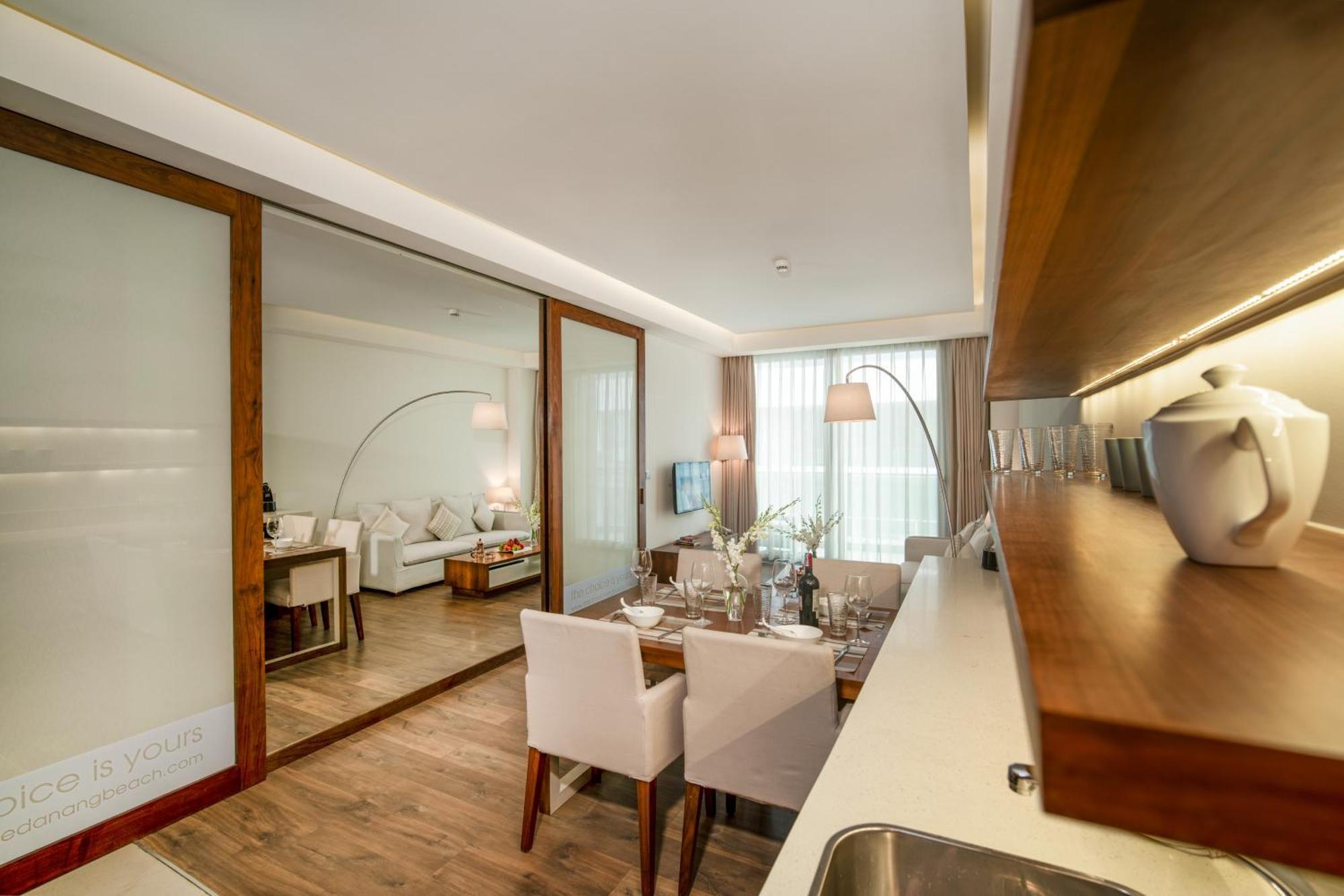 2 Bed By Ala Carte Da Nang-my Khe Beach,balcony Sea View,rooftop Pool, Pickup Airport Căn hộ *
