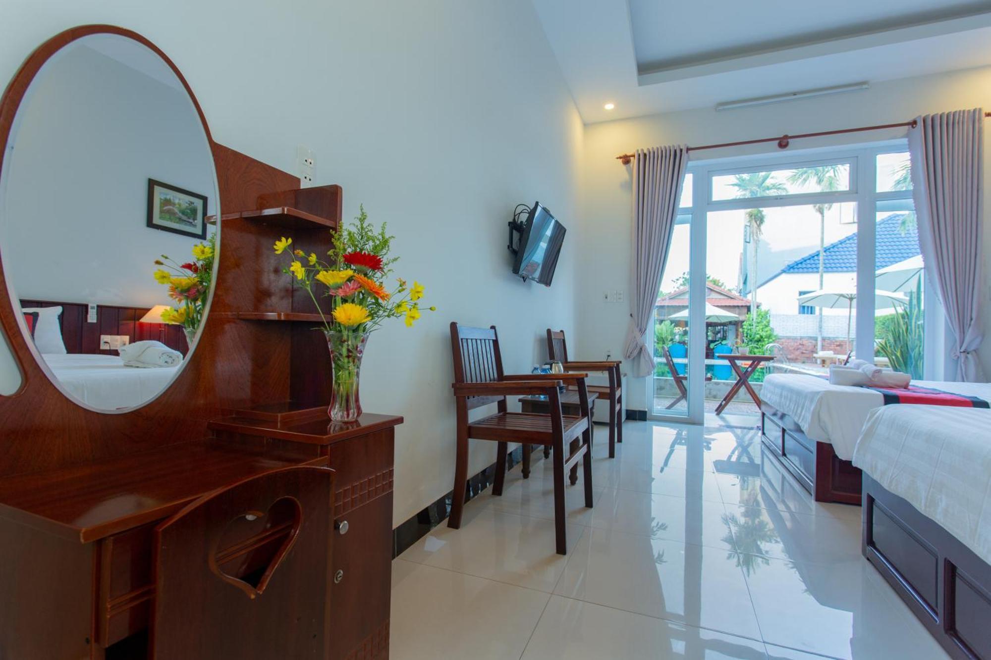La Uy Biệt thự