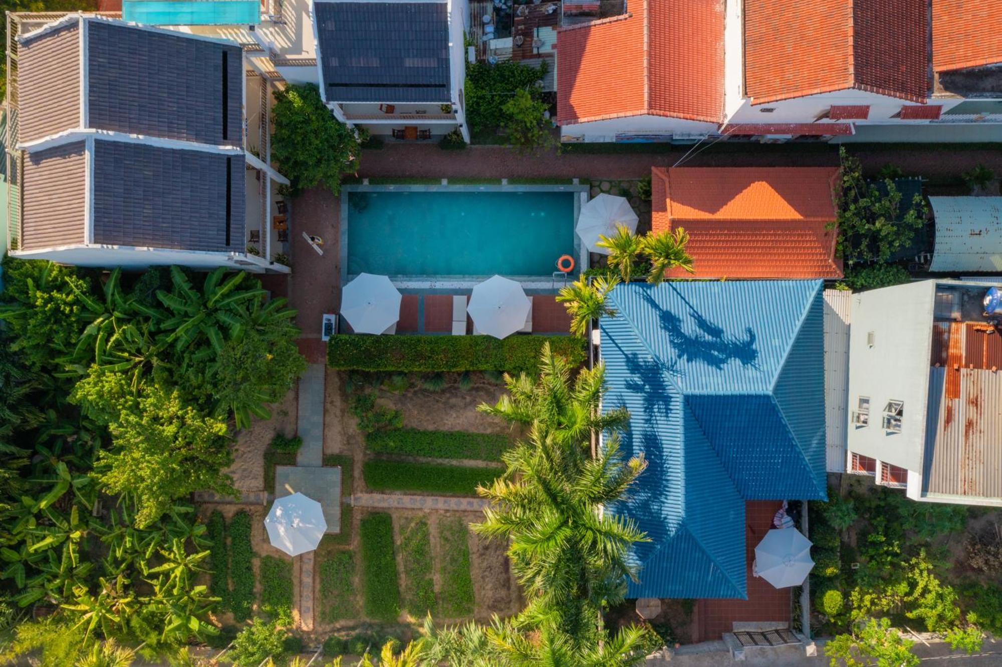 Biệt thự La Uy *