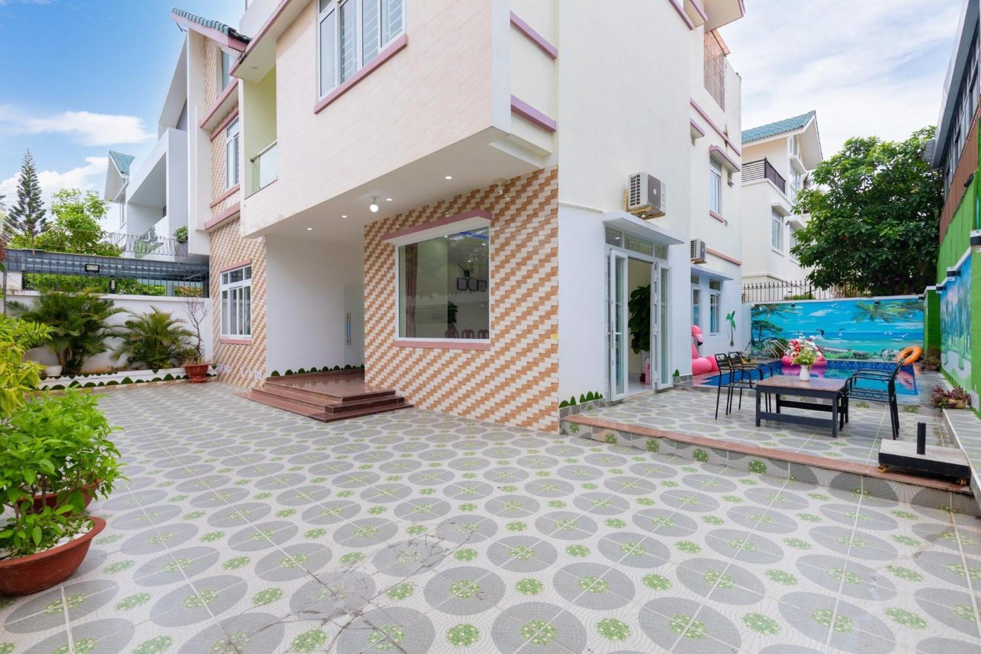 Villa B2-9 Long Cung - 8 Phong Ngu Vung Tau