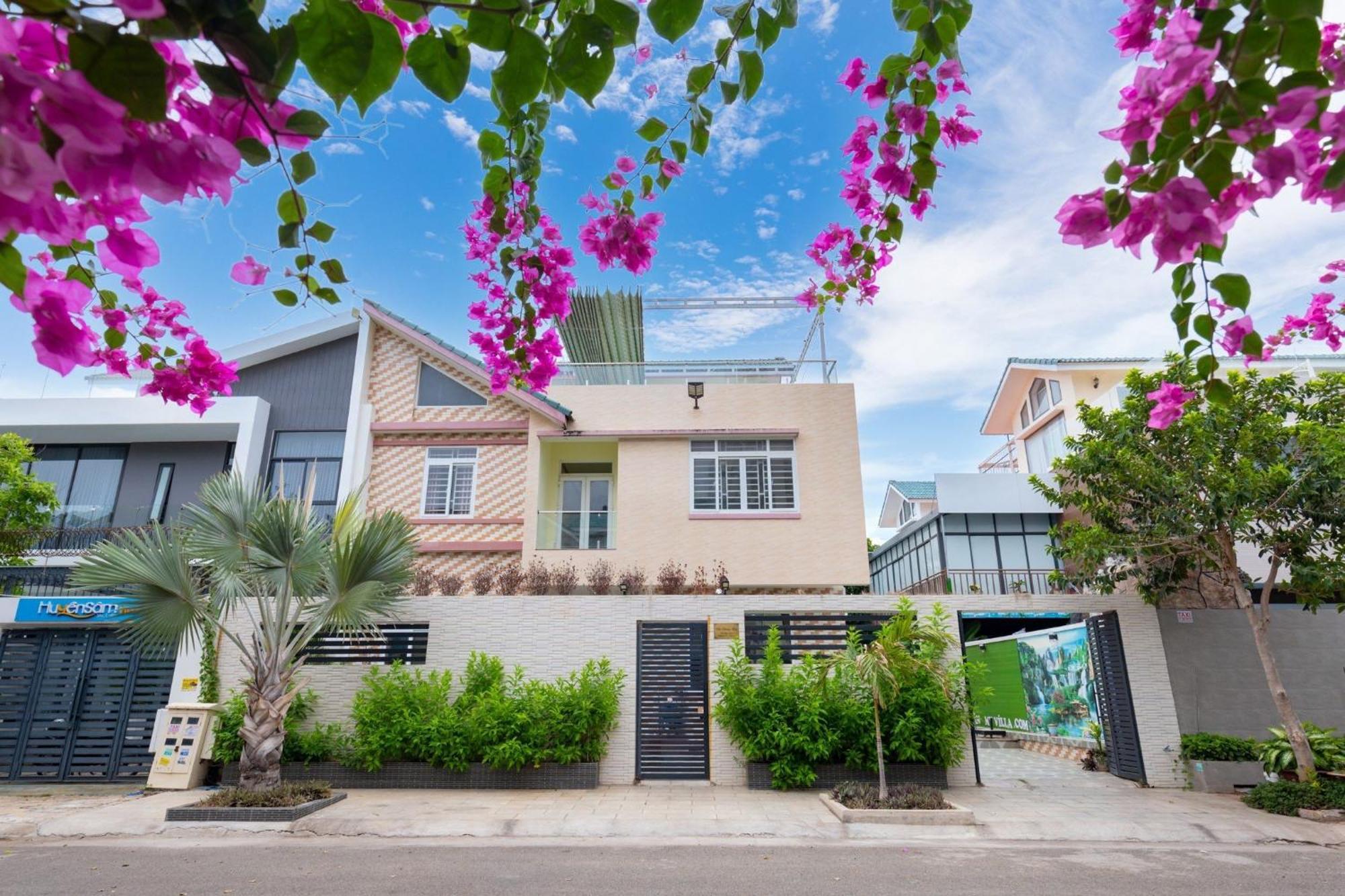 Villa B2-9 Long Cung - 8 Phong Ngu Villa Vung Tau