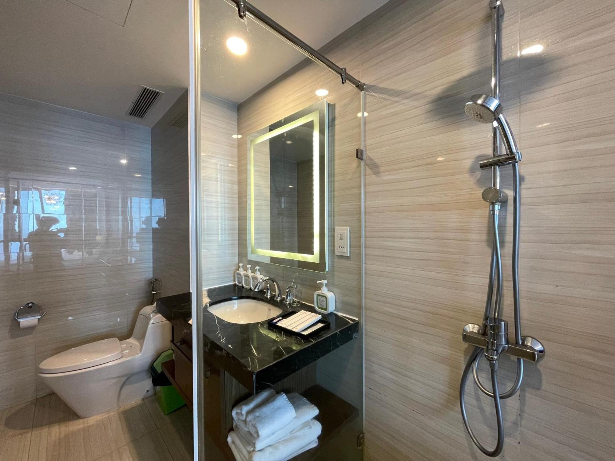 Apartment Luxury Seaview Panorama By Luna Nha Trang