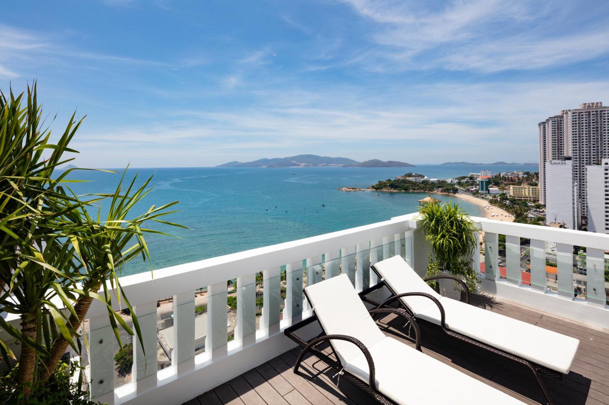Daphovina Hotel 4*