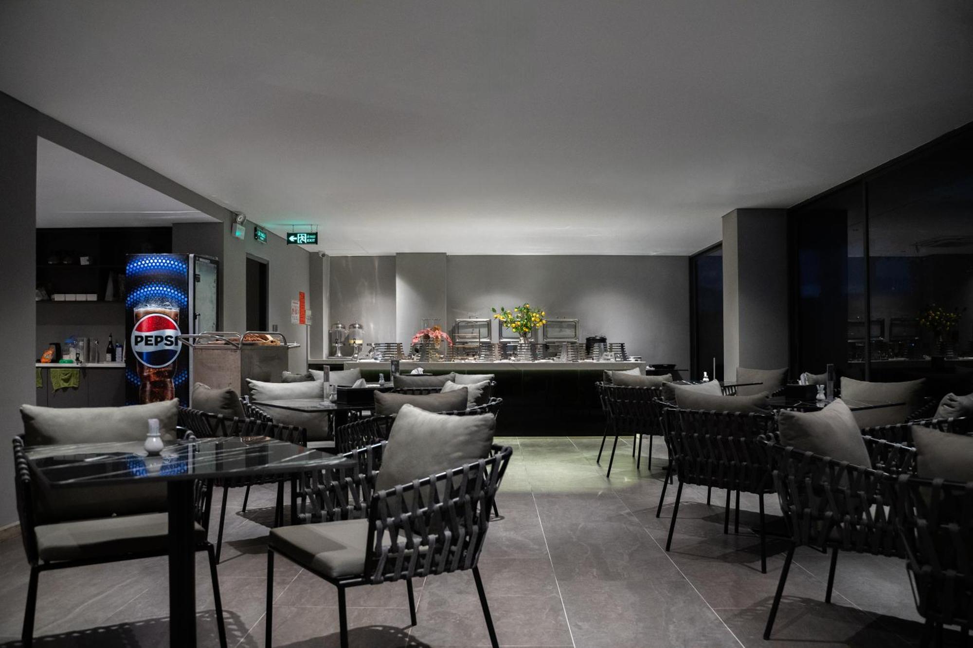 Jbay Beachfront Boutique Hotel 4*