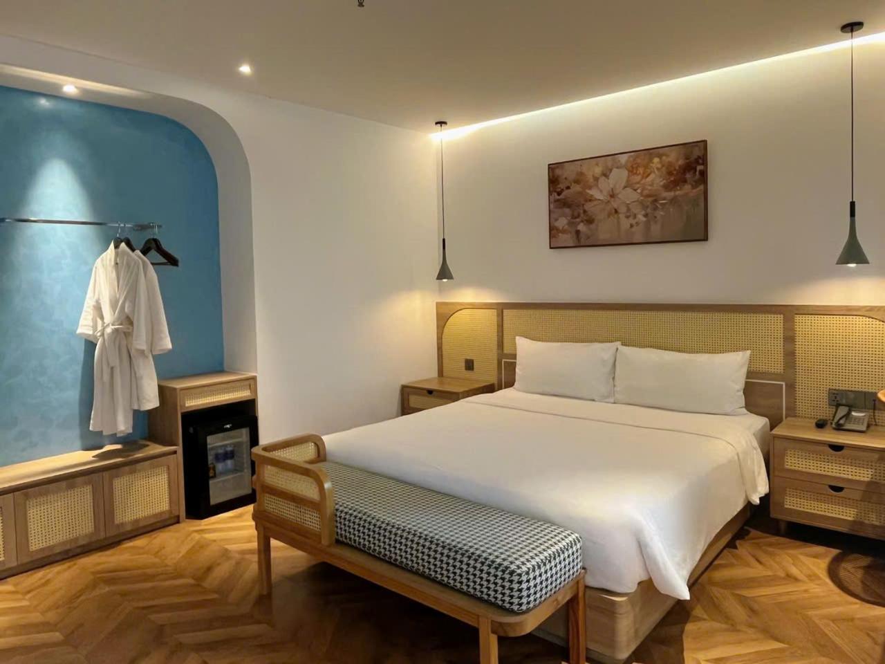 V Boutique - Complimentary Refreshments Vung Tau