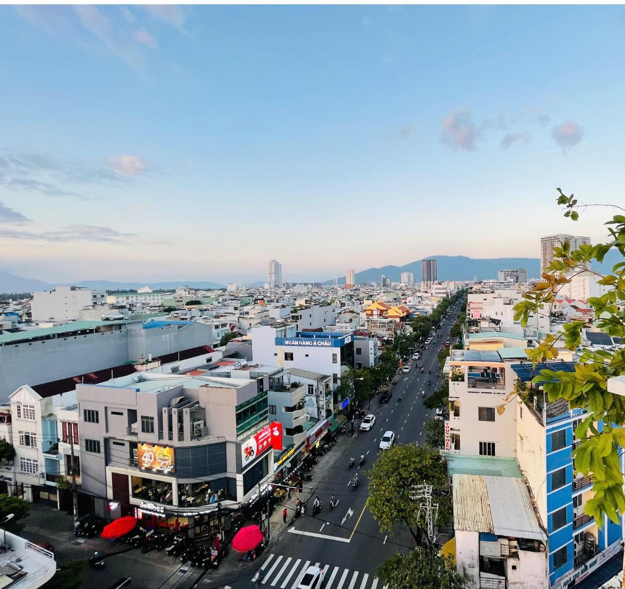 Tarasa Đà Nẵng