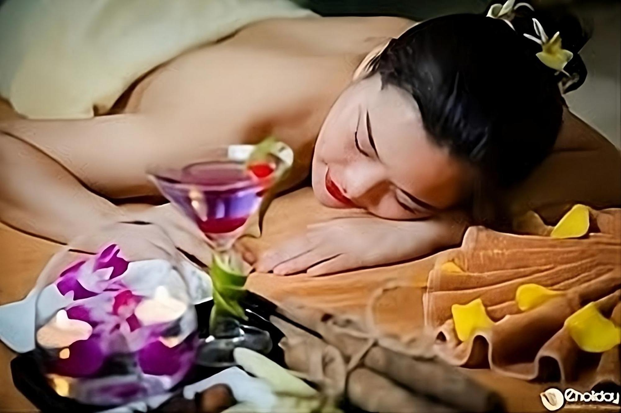 Maro & 4* Nha Trang