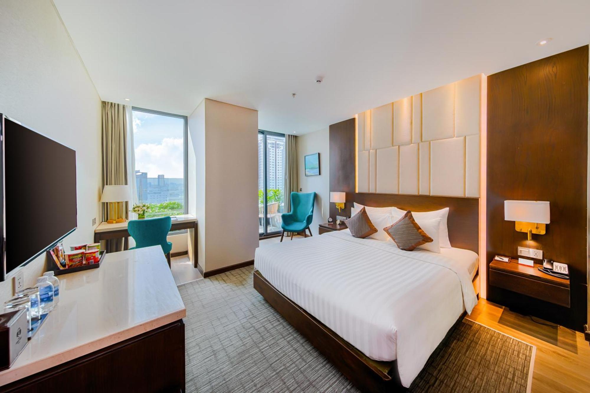 New Orient Hotel 4*
