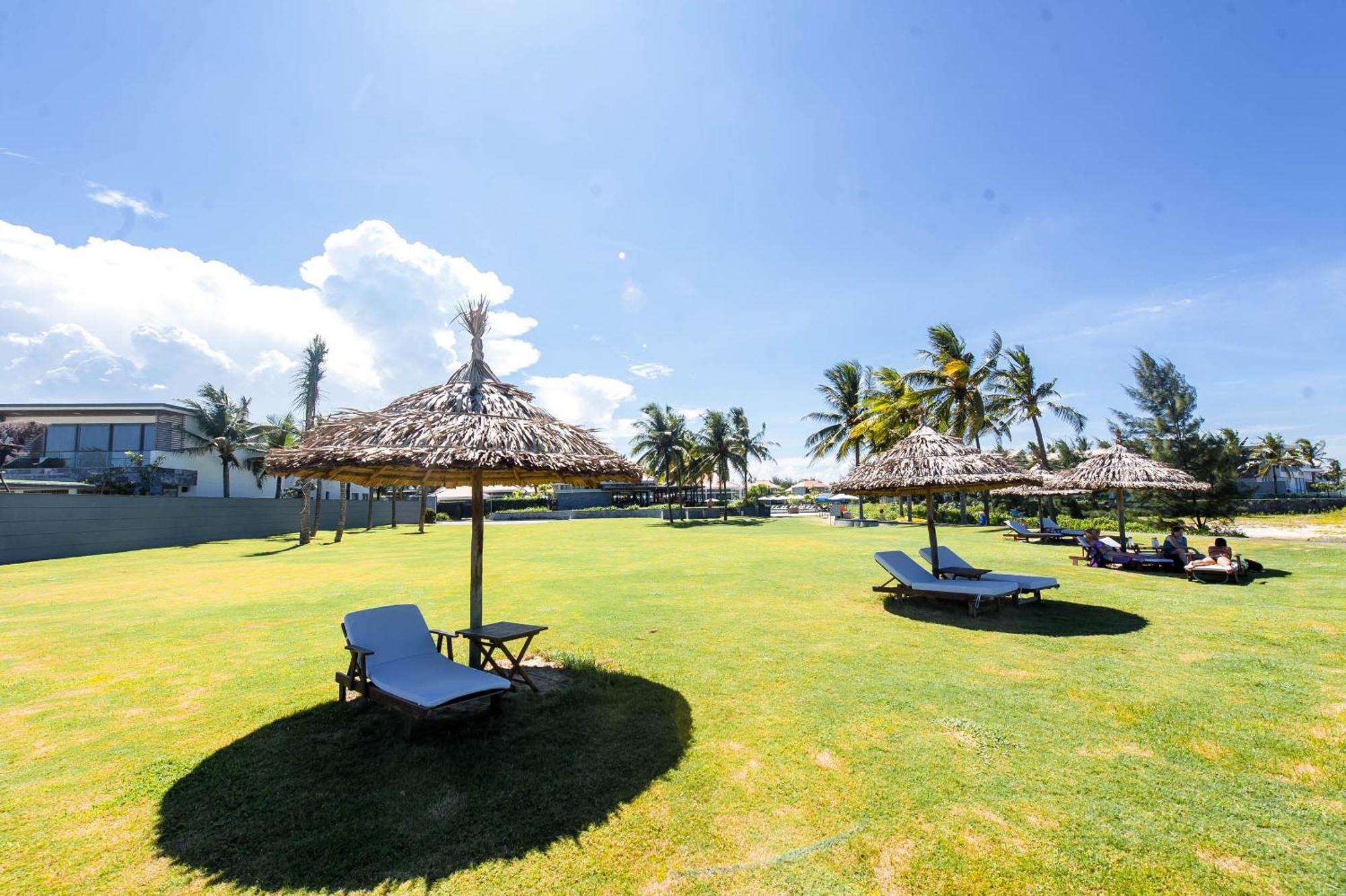 Deluxe Beachside Da Nang