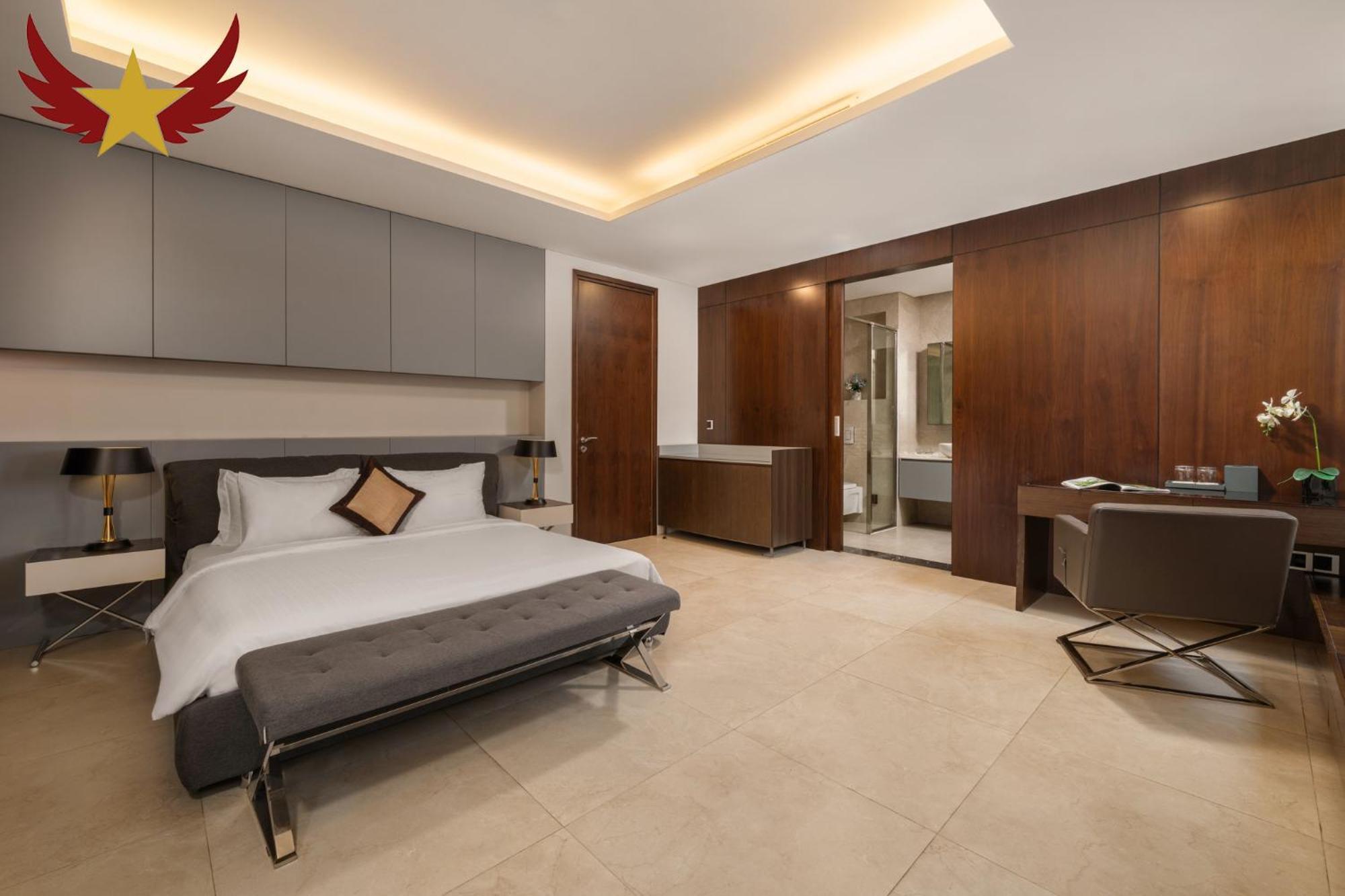 The Five 8 Bedrooms Beachfront - K3 Villa *