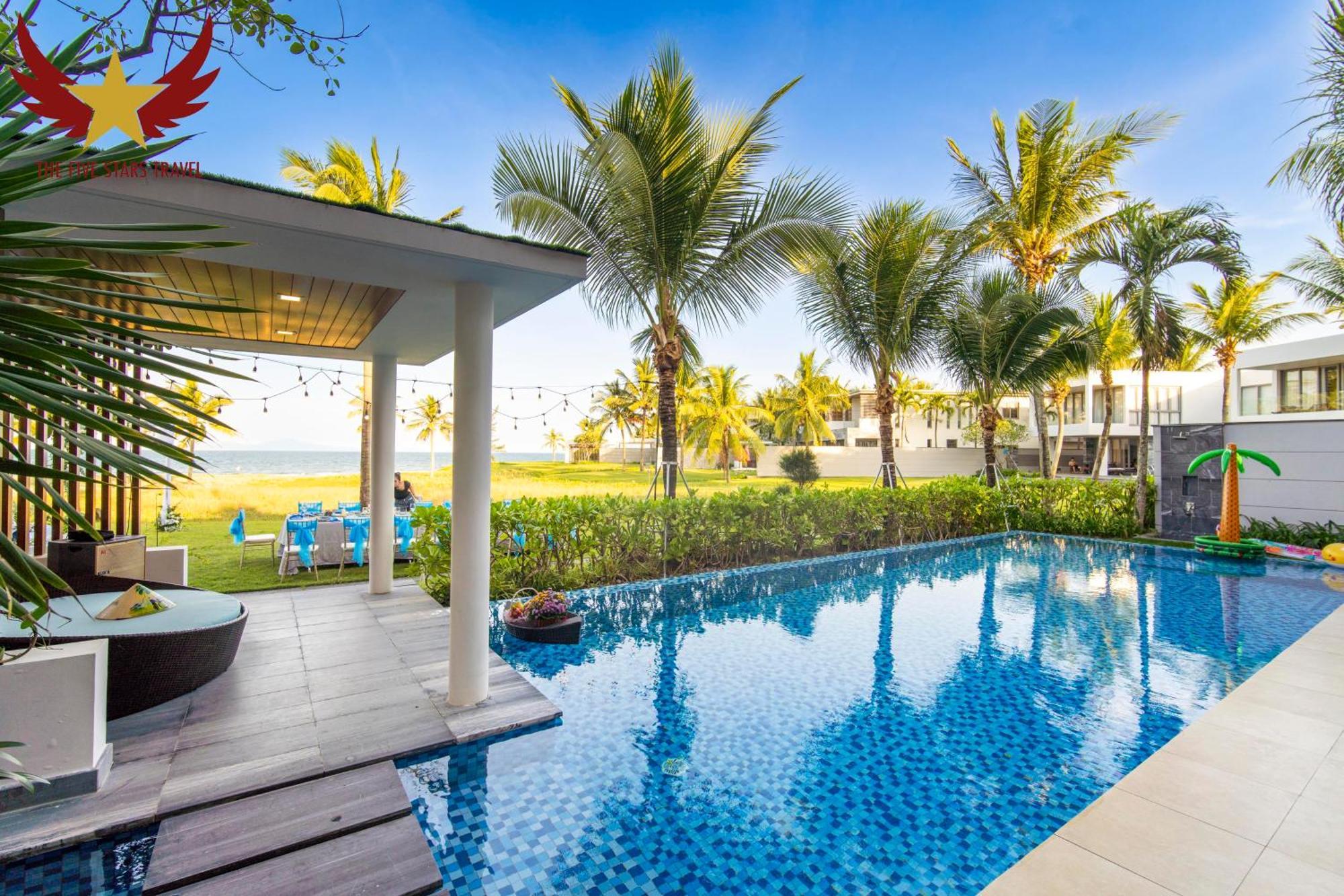 The Five 8 Bedrooms Beachfront - K3 *