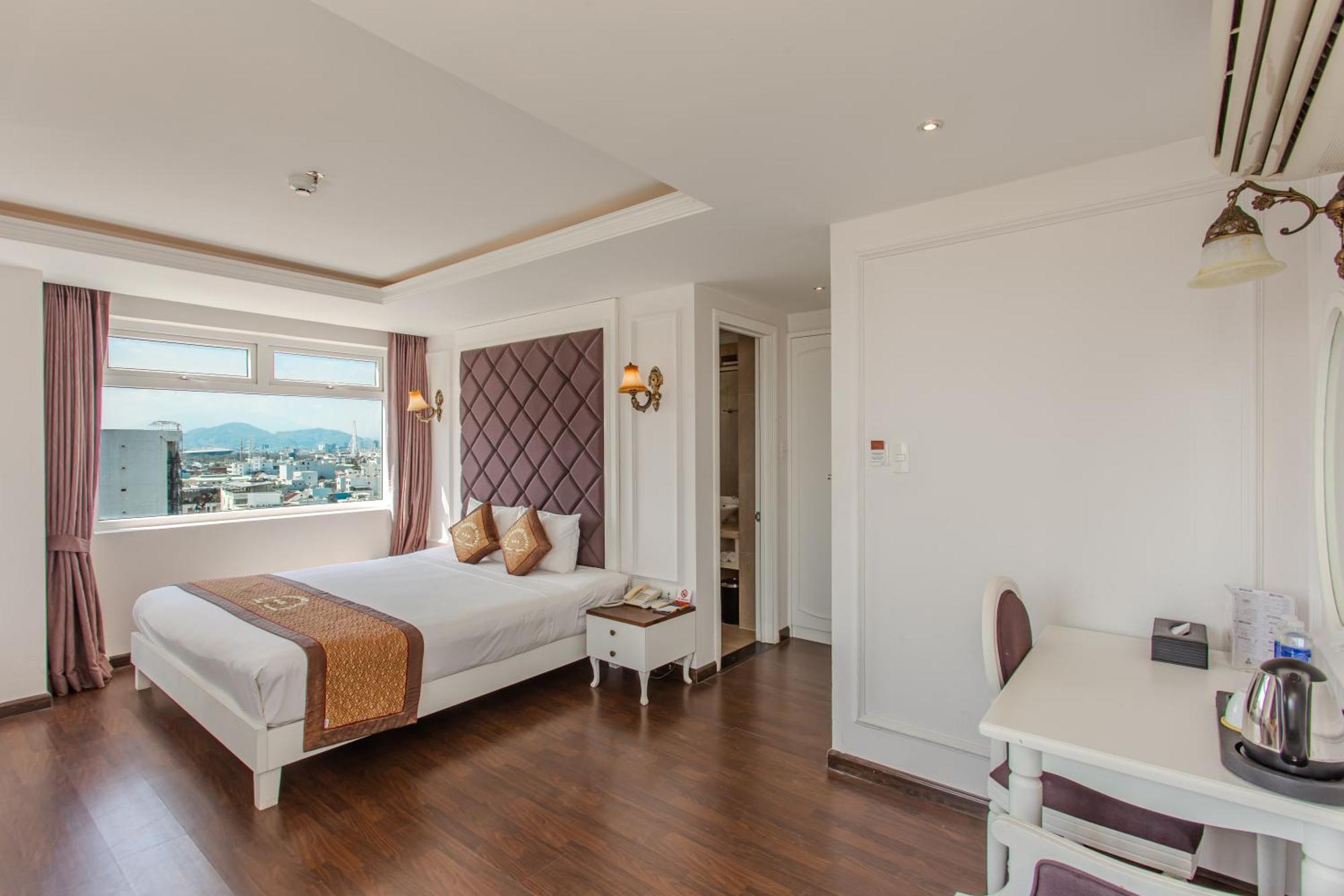Sea Phoenix Hotel 3*