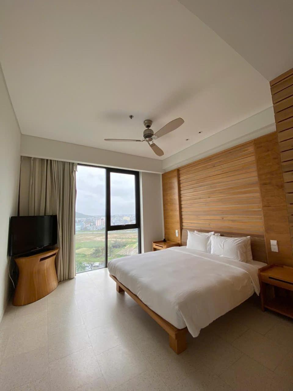 Seaview And -spa By Jt Group 
