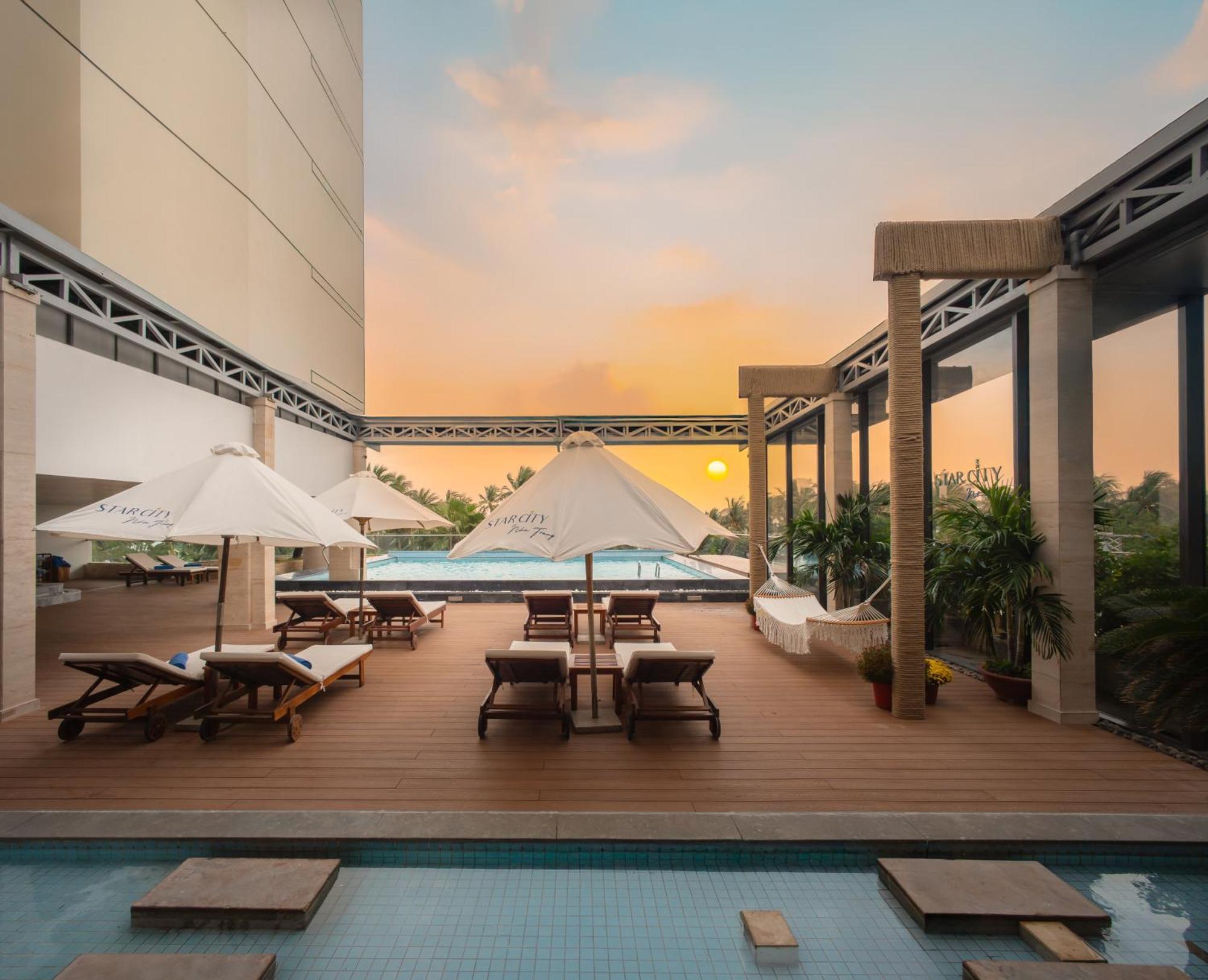 Starcity & Condotel Beachfront Nha Trang