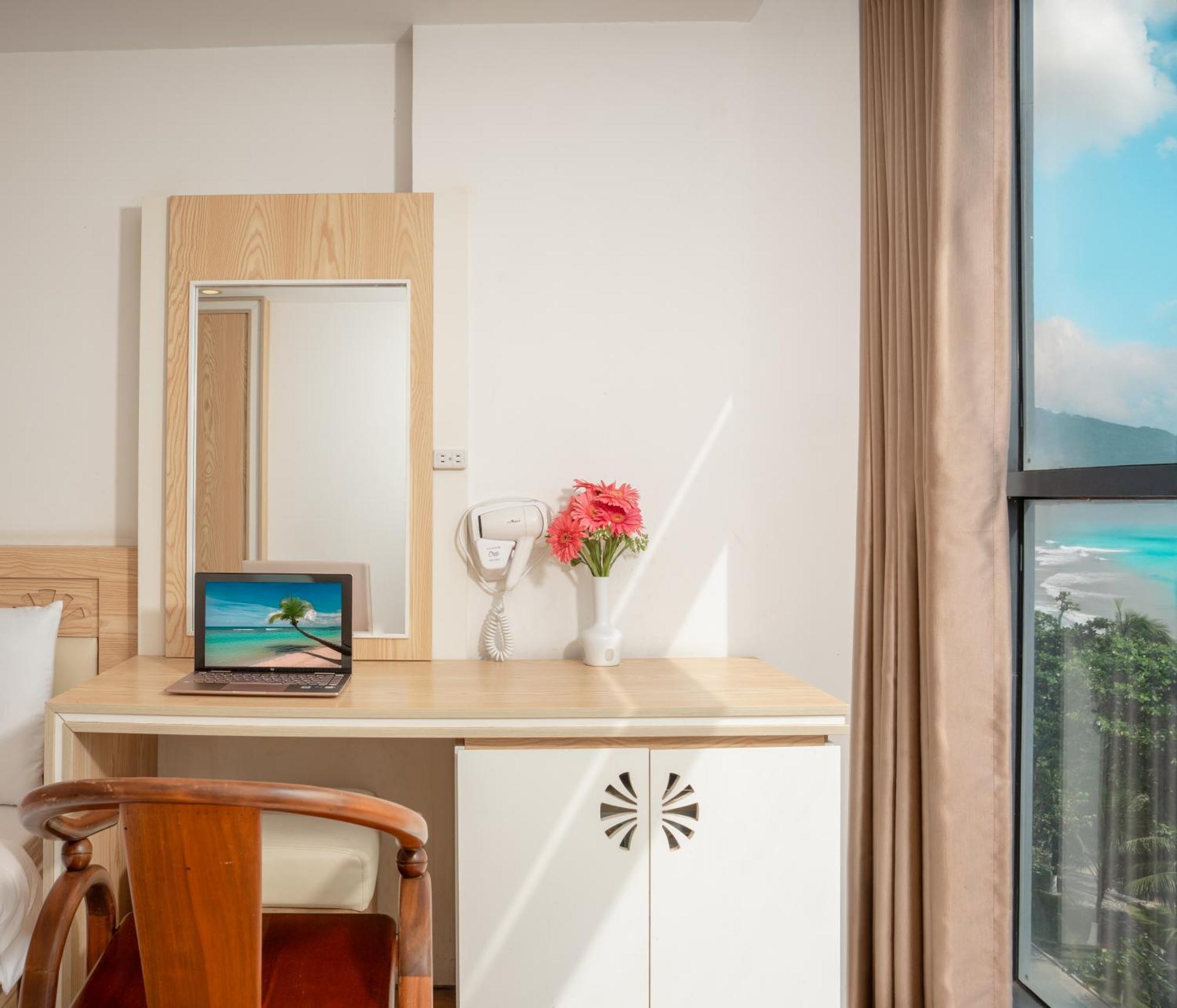 Nang Vang Hotel