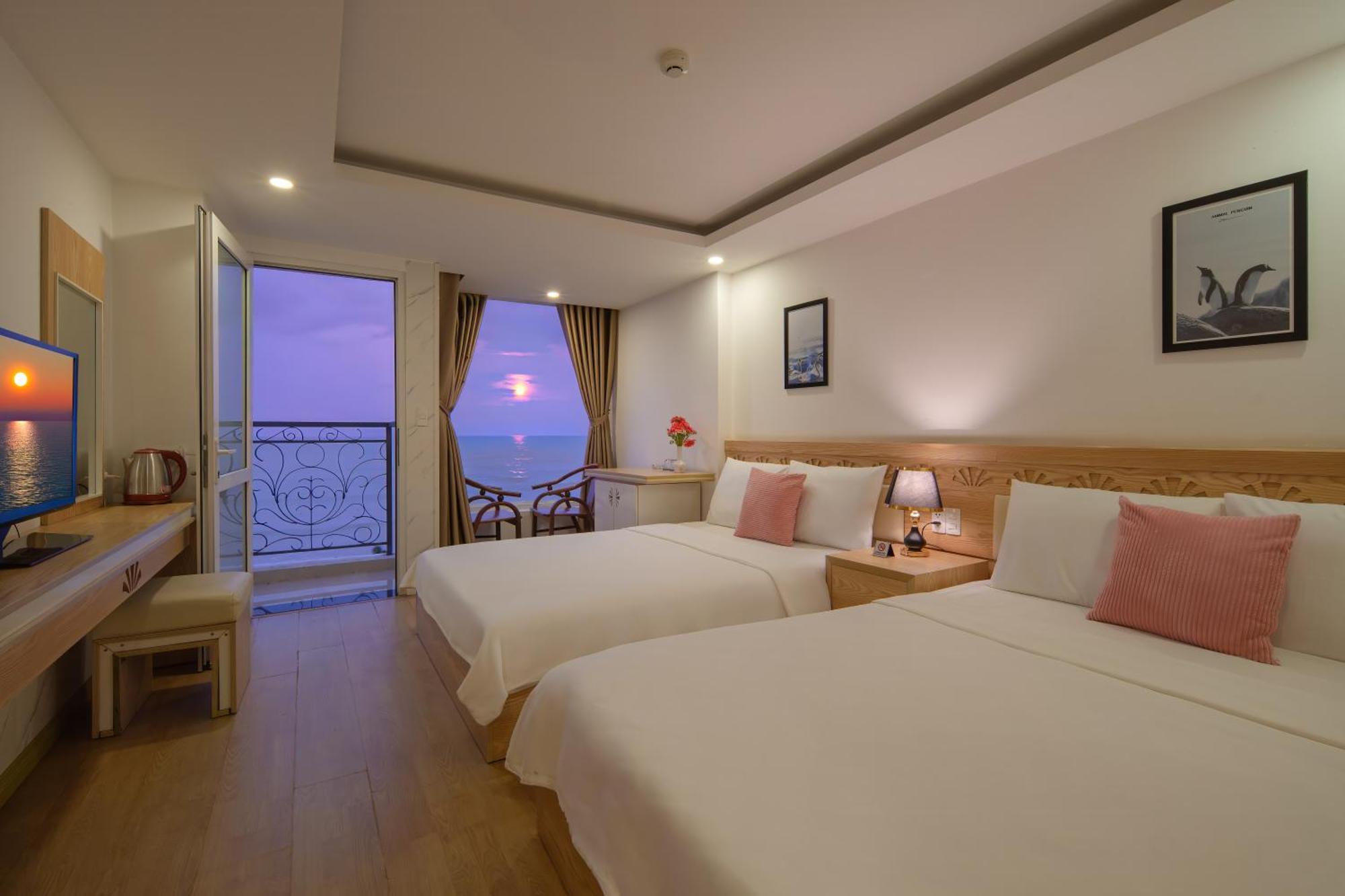 Nang Vang Hotel Nha Trang