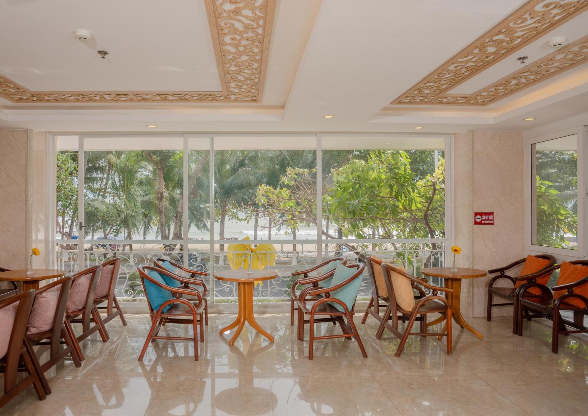 Hotel Nang Vang