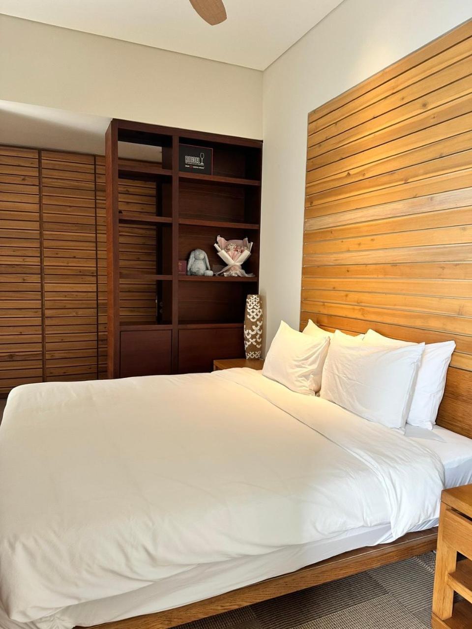 Seaview And -spa By Jt Group 