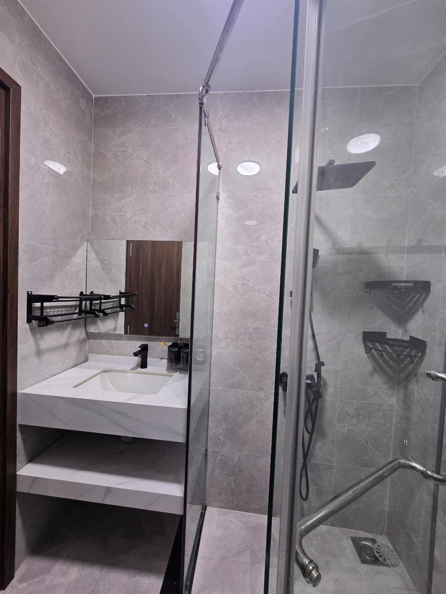 Apartment Cho Nghi Cho Thue Trong Ngay Di Bo Ra Bai Sau 173