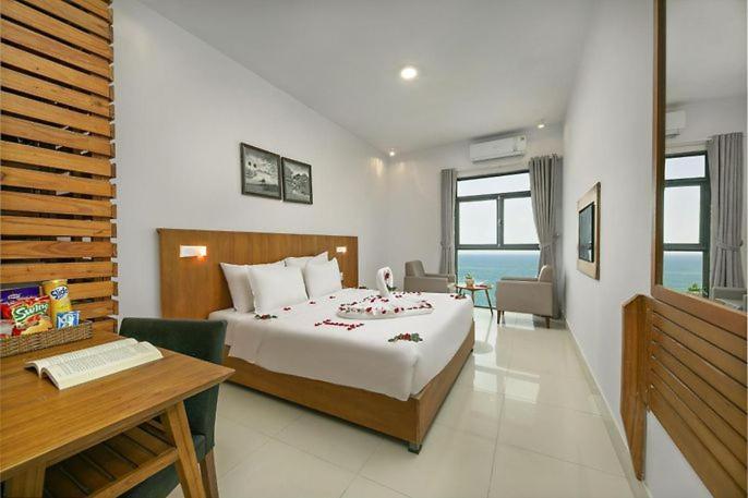 Bay Khách sạn Đà Nẵng
