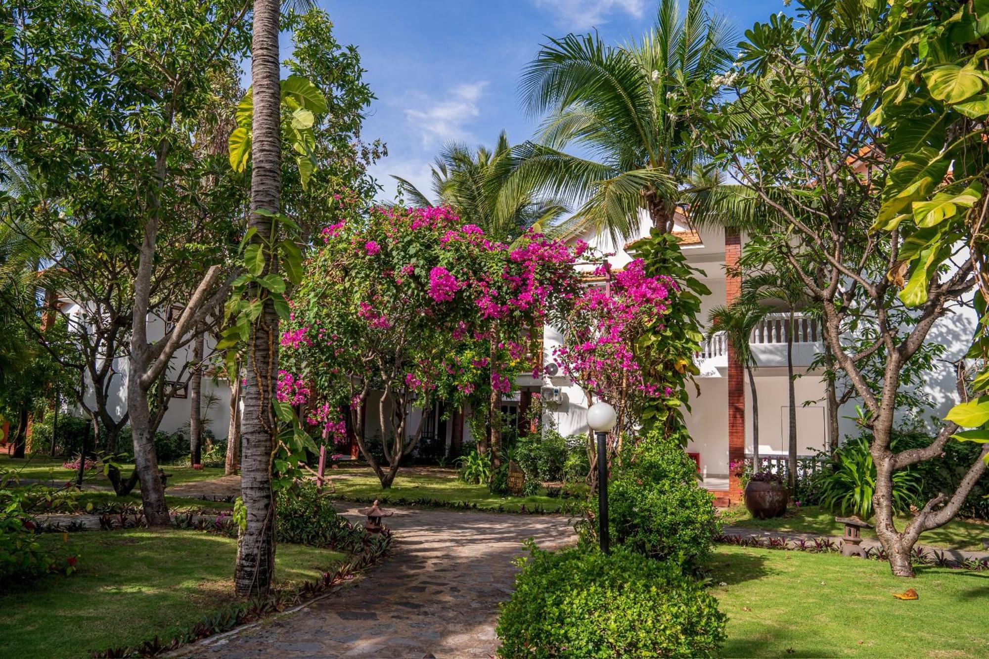 Four Oceans - Bon Bien 3* Mui Ne