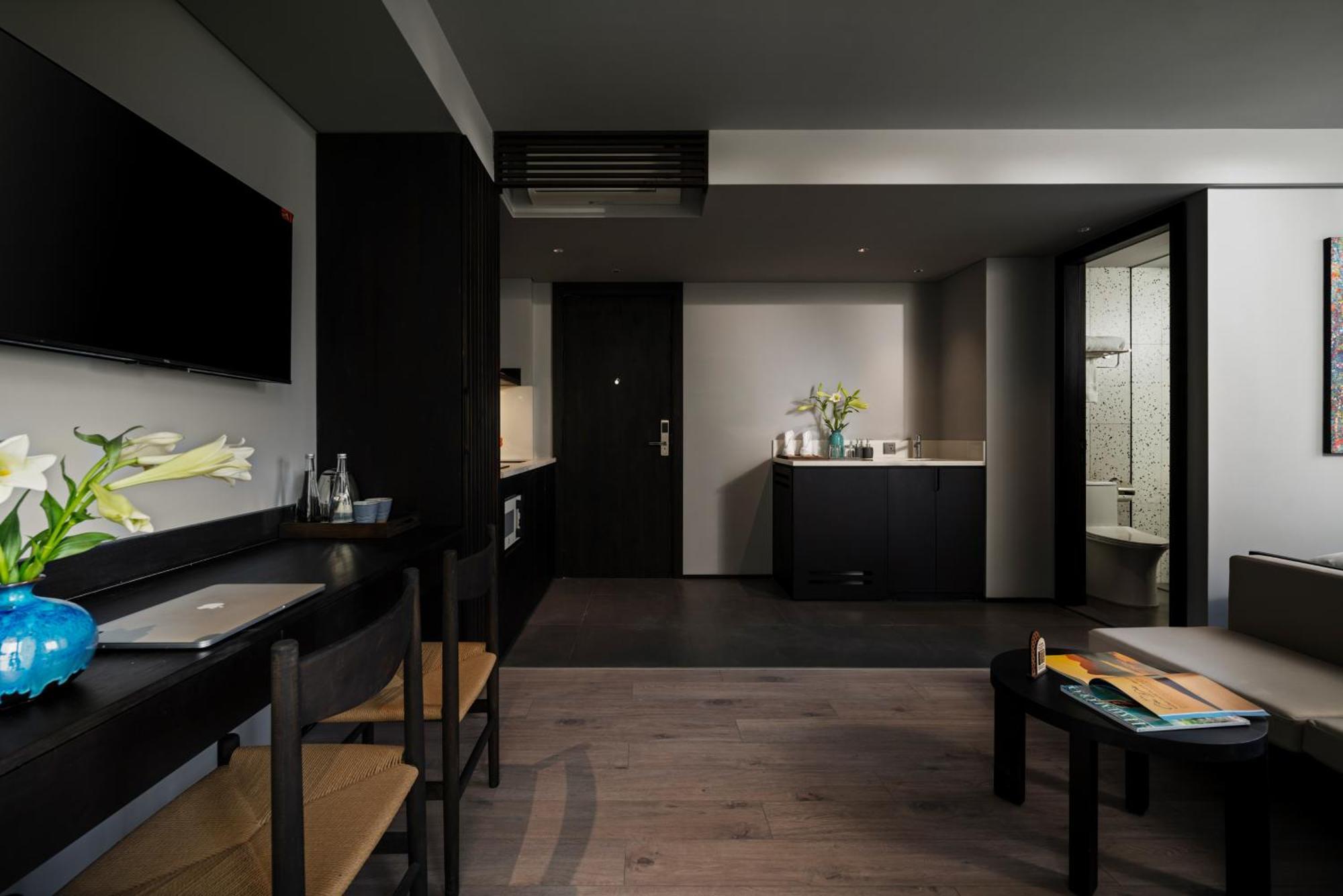 The Hem And 4* Da Nang