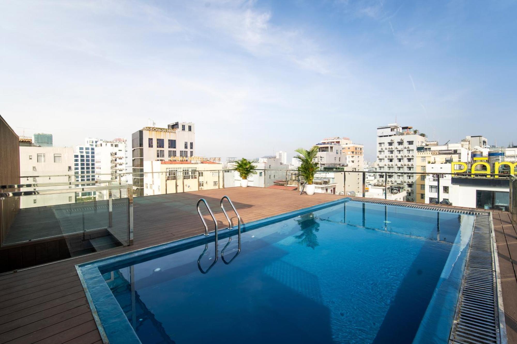 Hotel Coral Cove Da Nang